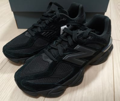 New Balance 9060 "Triple Black"