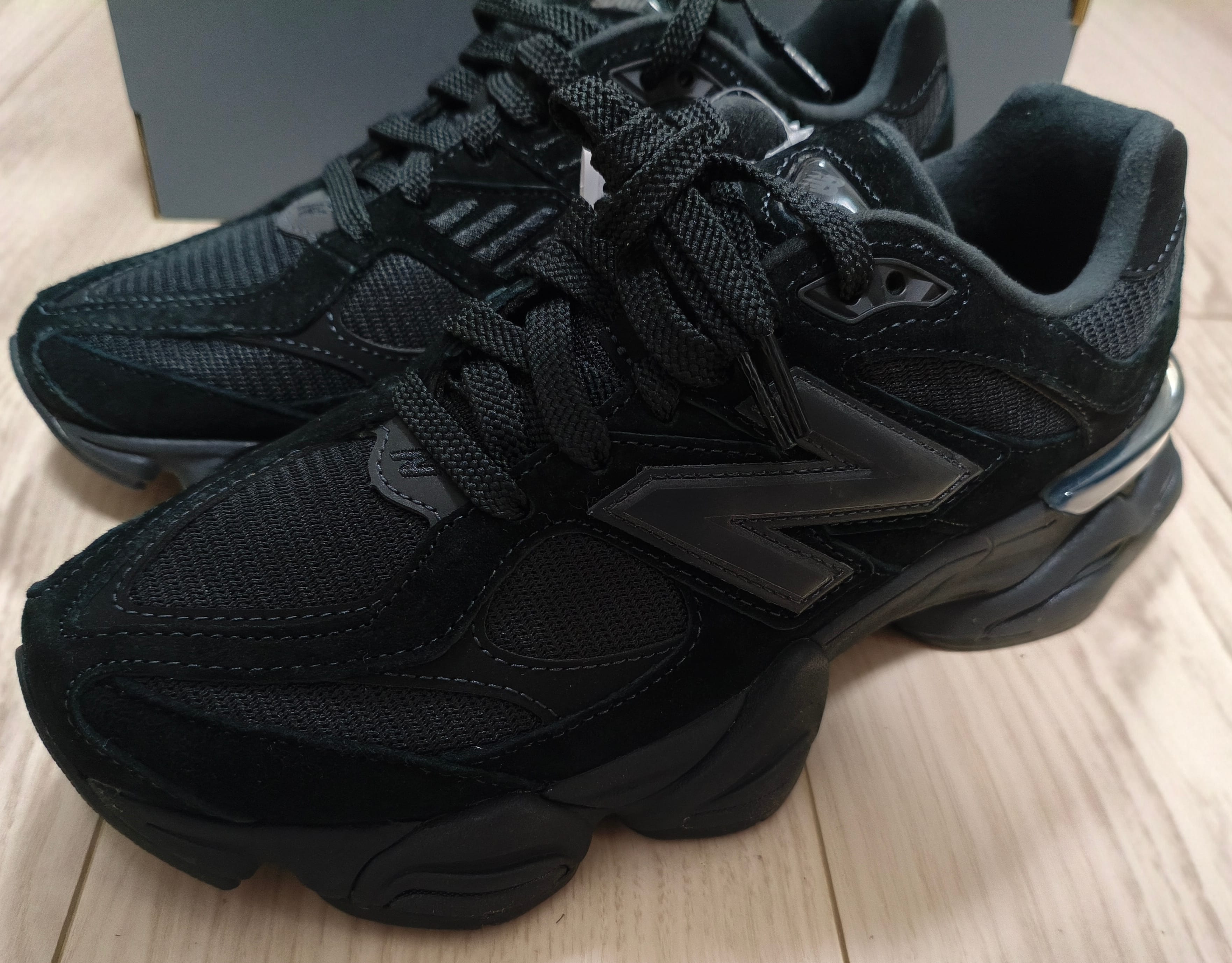 New Balance 9060 "Triple Black"