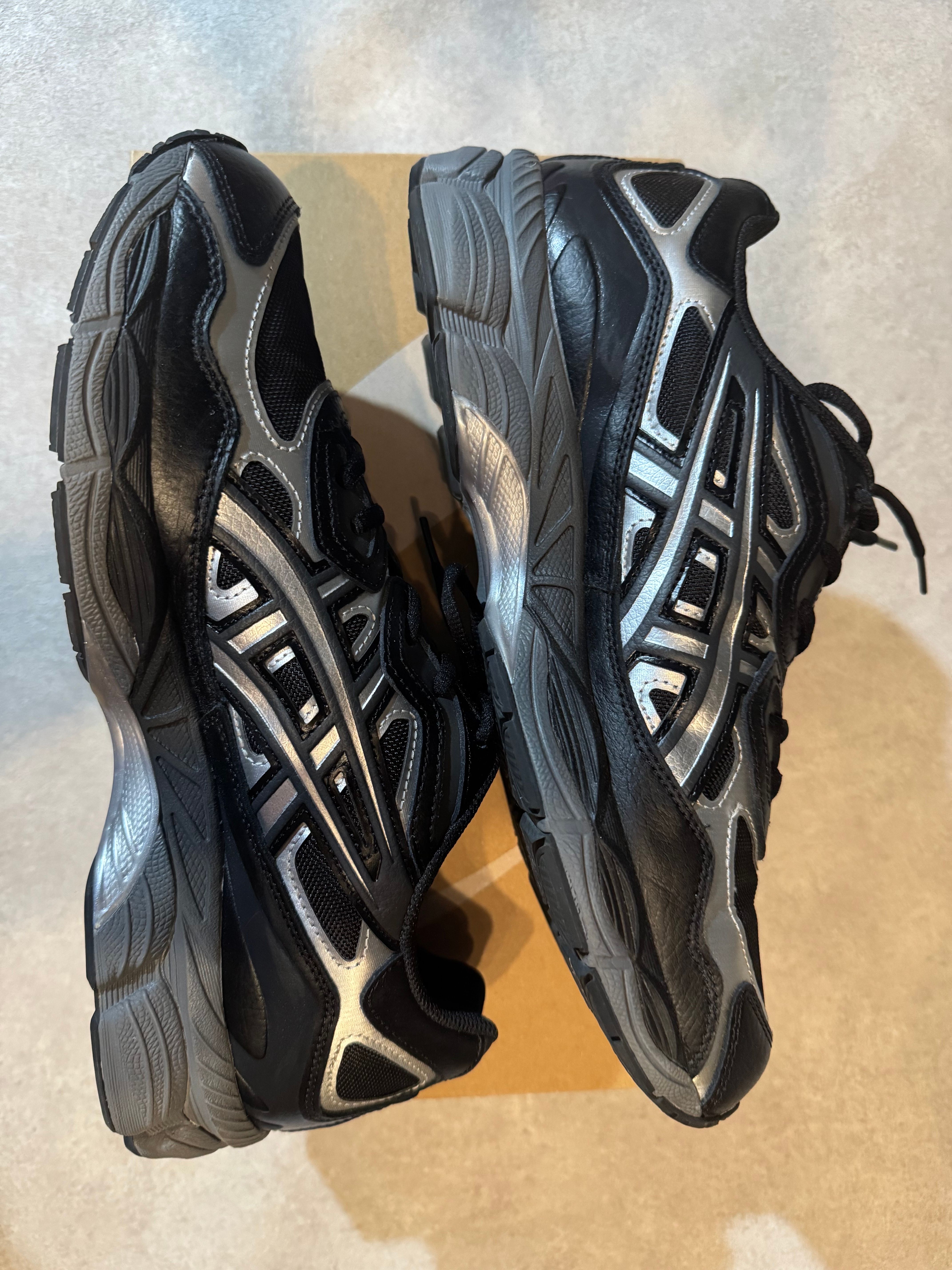 Asics Gel-NYC "Black/Graphite Grey"