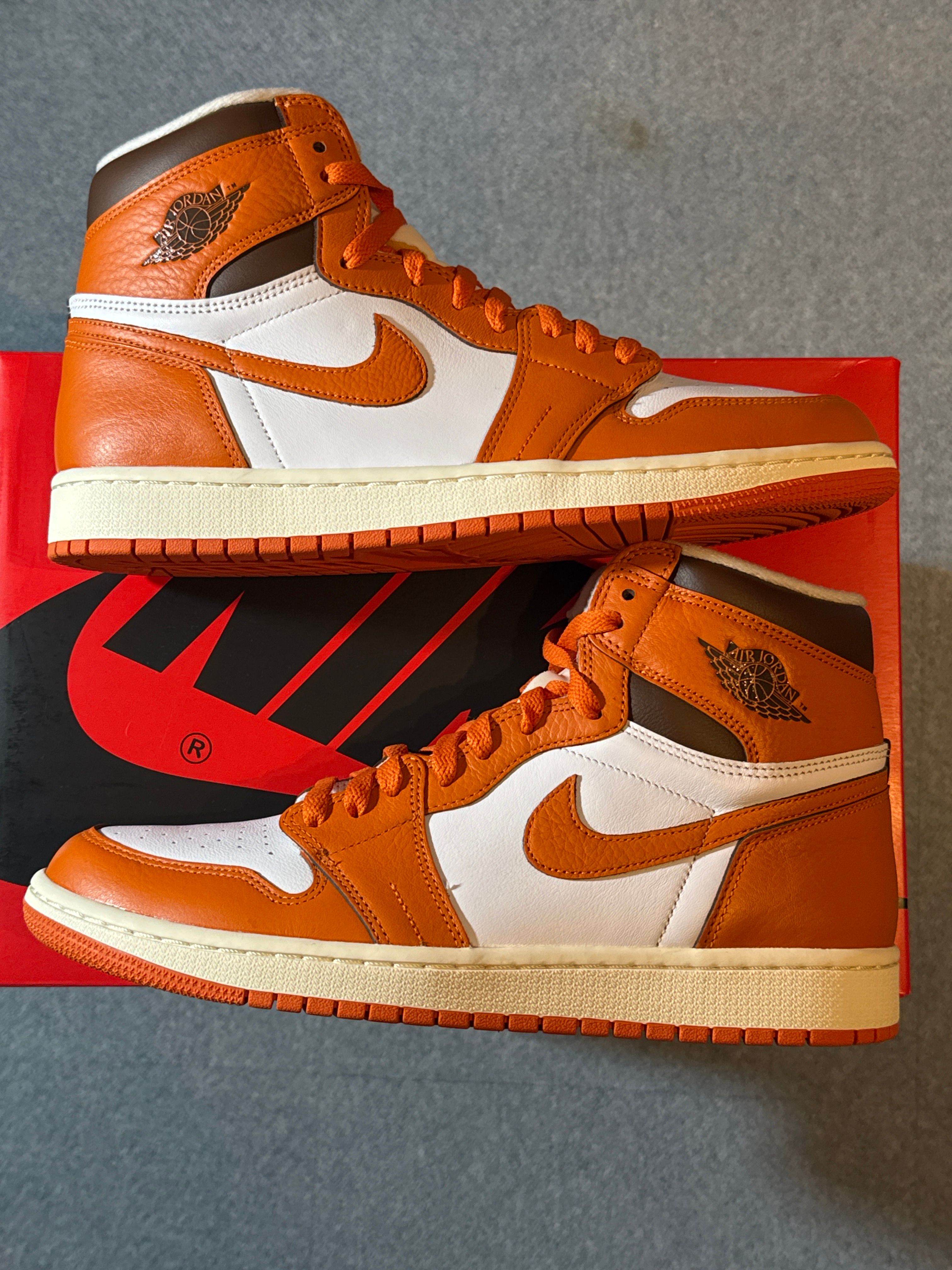 Nike Women's Air Jordan 1 High OG "Starfish"