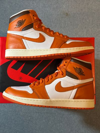 Nike Women's Air Jordan 1 High OG "Starfish"
