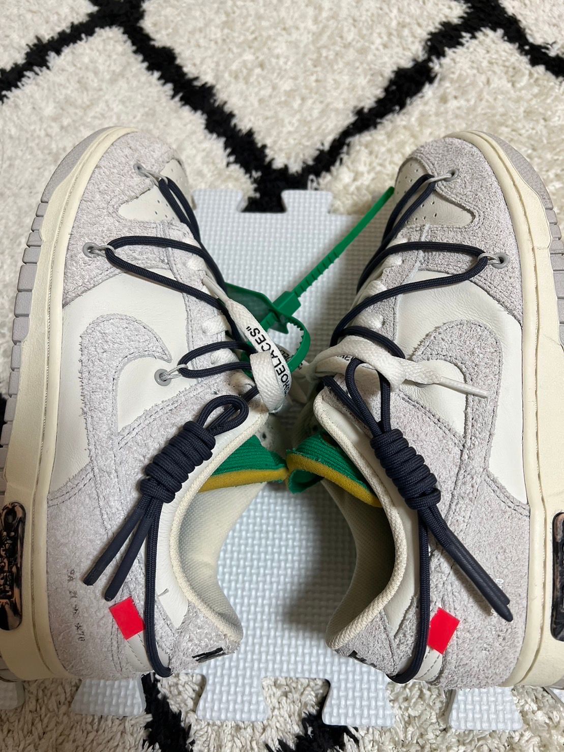 Off-White × Nike Dunk Low "Sail/Neutral Grey/Gridiron"