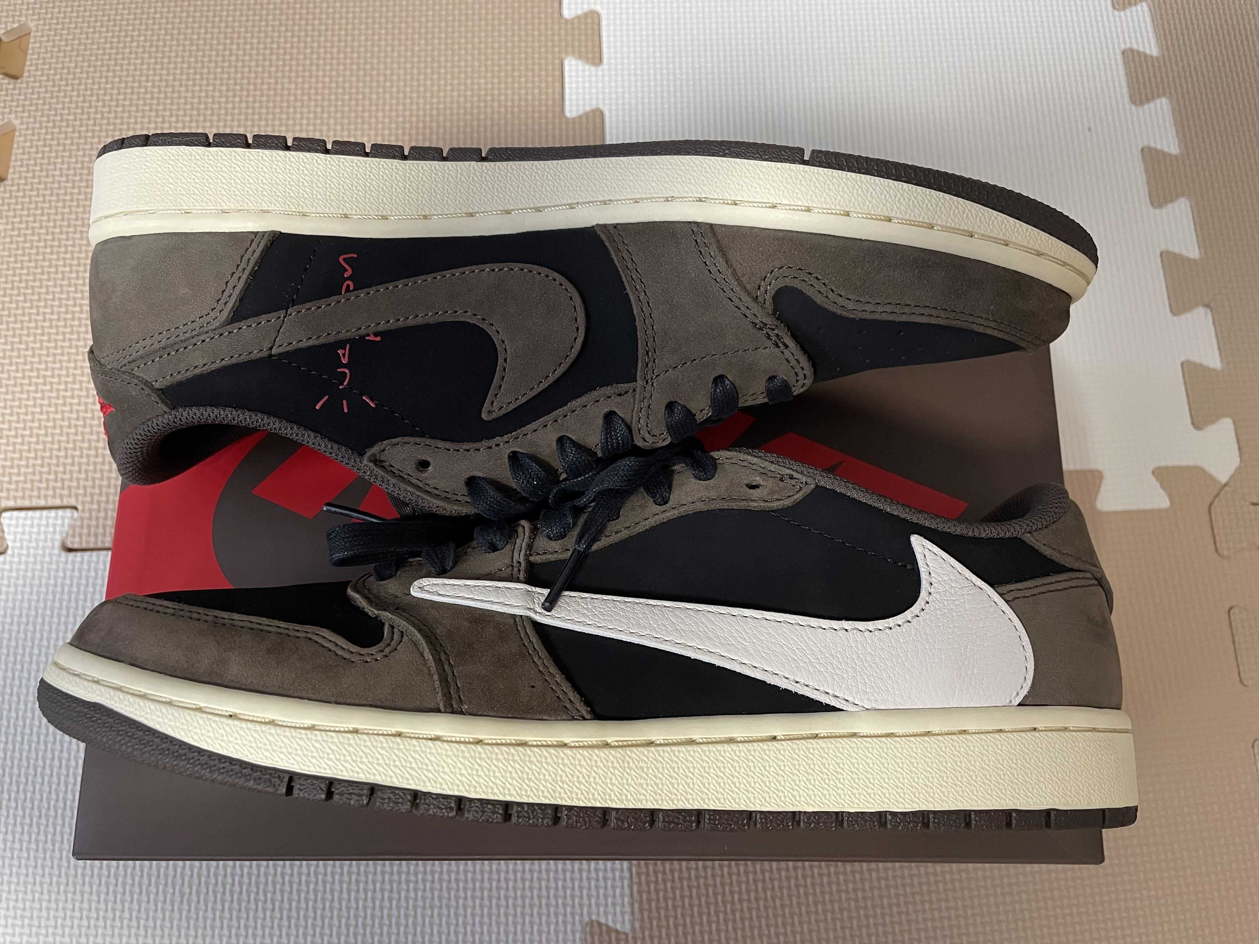 Travis Scott × Nike Air Jordan 1 Low OG SP-T  "Black/Dark Mocha"