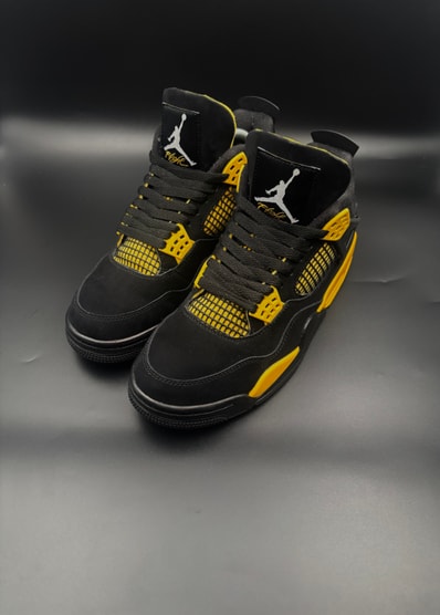 Nike Air Jordan 4 Retro "Thunder"(2023)