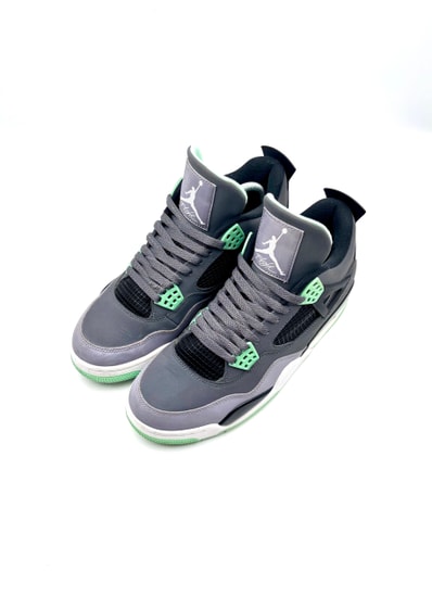 Nike Air Jordan 4 Retro "Green Glow"