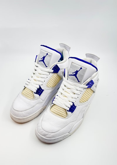 Nike Air Jordan 4 "Metallic Purple"