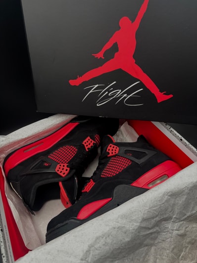 Nike Air Jordan 4 "Red Thunder/Crimson"