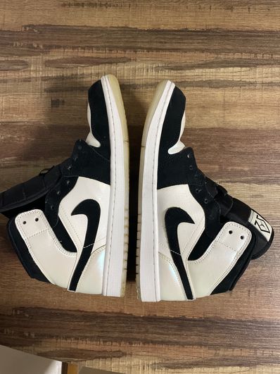Nike Air Jordan 1 Mid "Omega/Black/White"