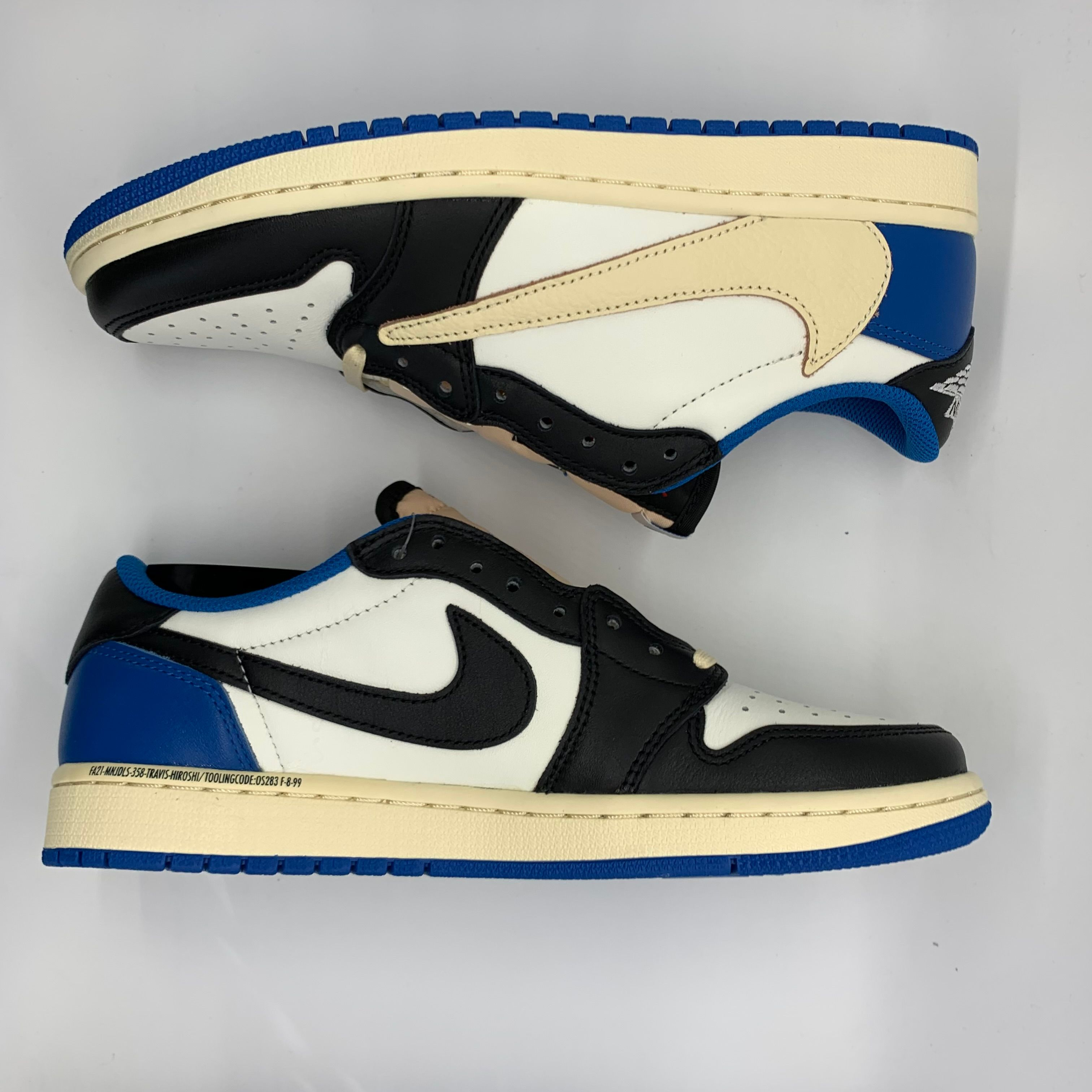 Travis Scott × fragment design × Nike Air Jordan 1 Low OG SP "Military Blue"