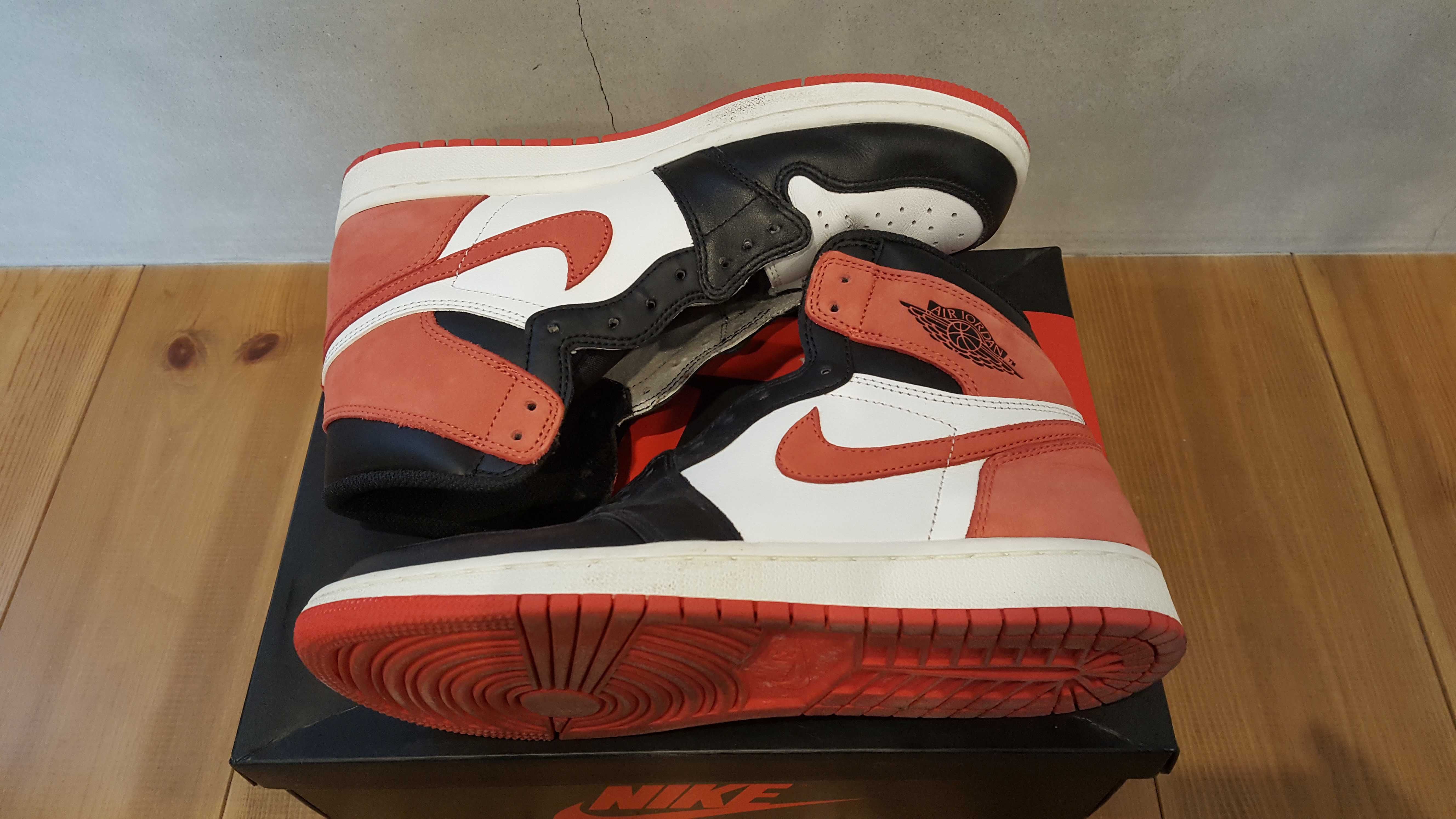 NIKE AIR JORDAN 1 RETRO HIGH "TRACK RED"