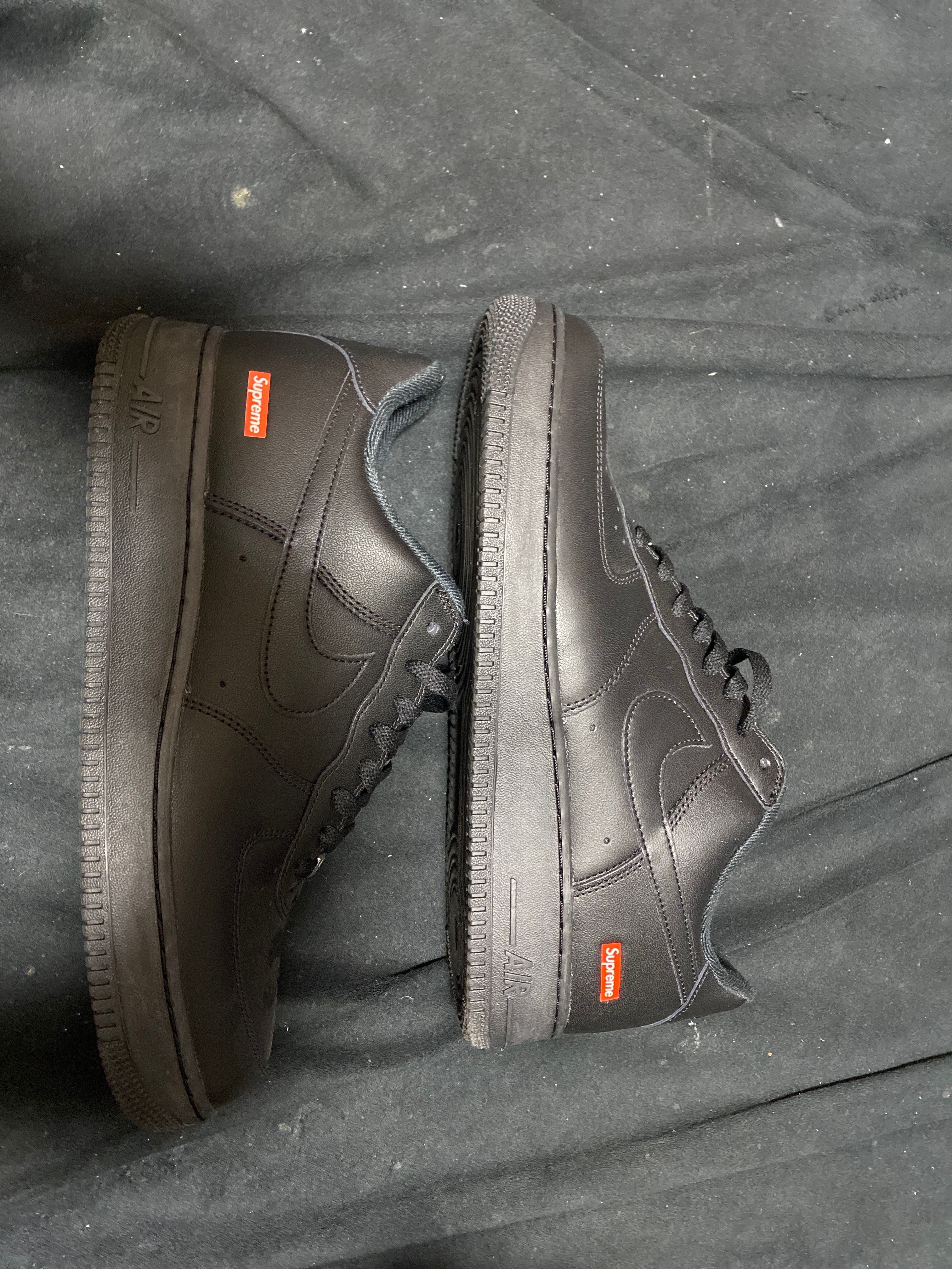 Supreme × Nike Air Force 1 Low "Black"