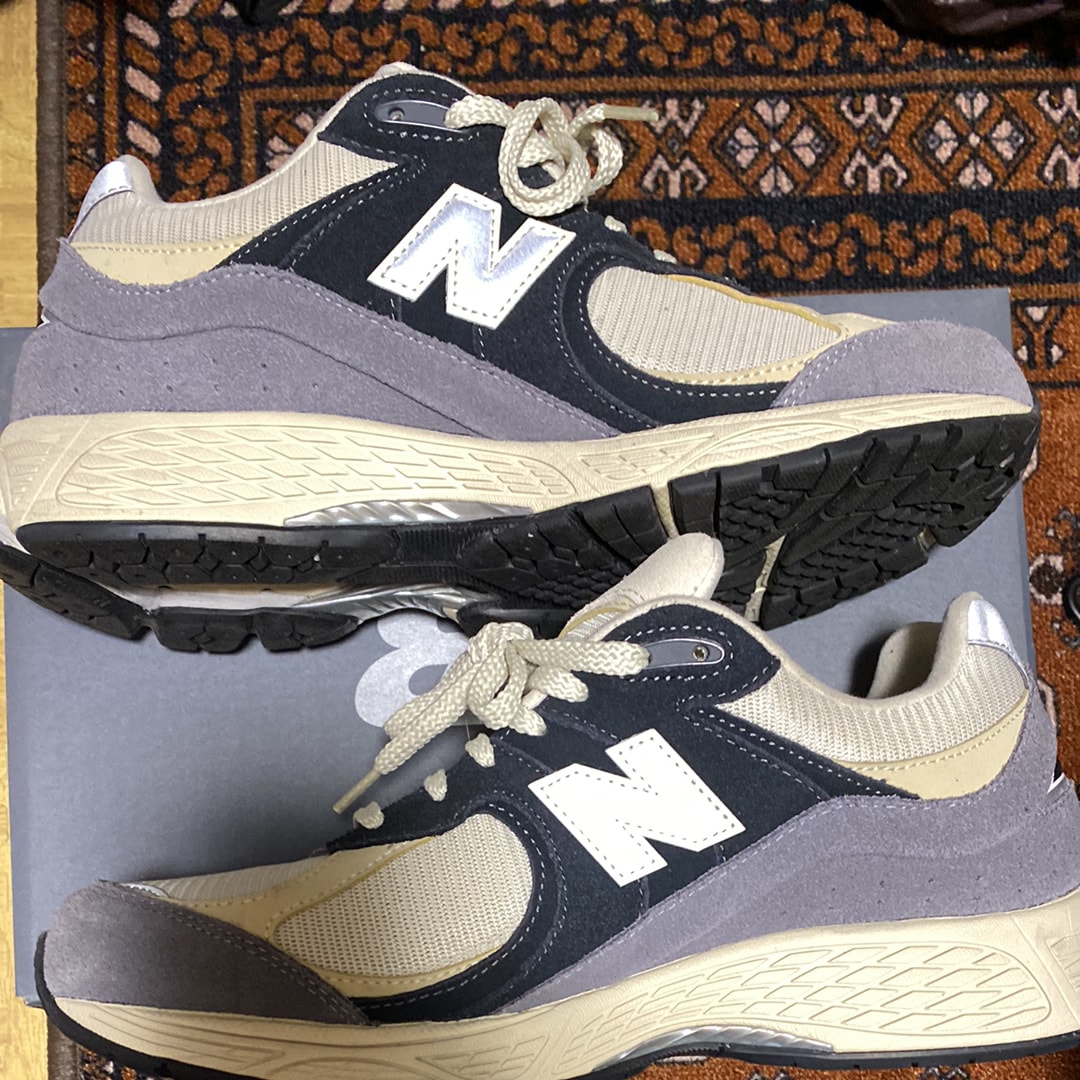 New Balance 2002R "Grey"