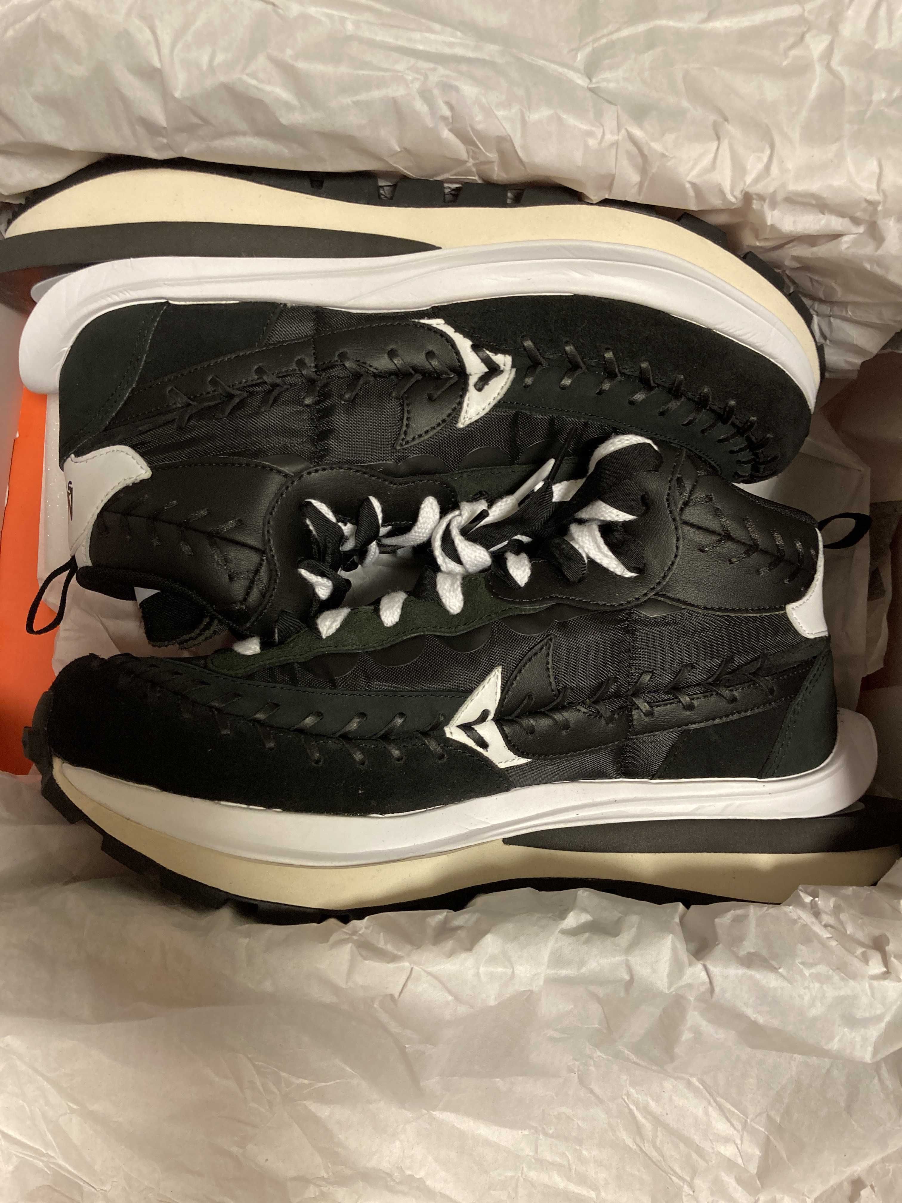 Jean-Paul Gaultier × sacai × Nike Vapor Waffle "Black/Black-White"