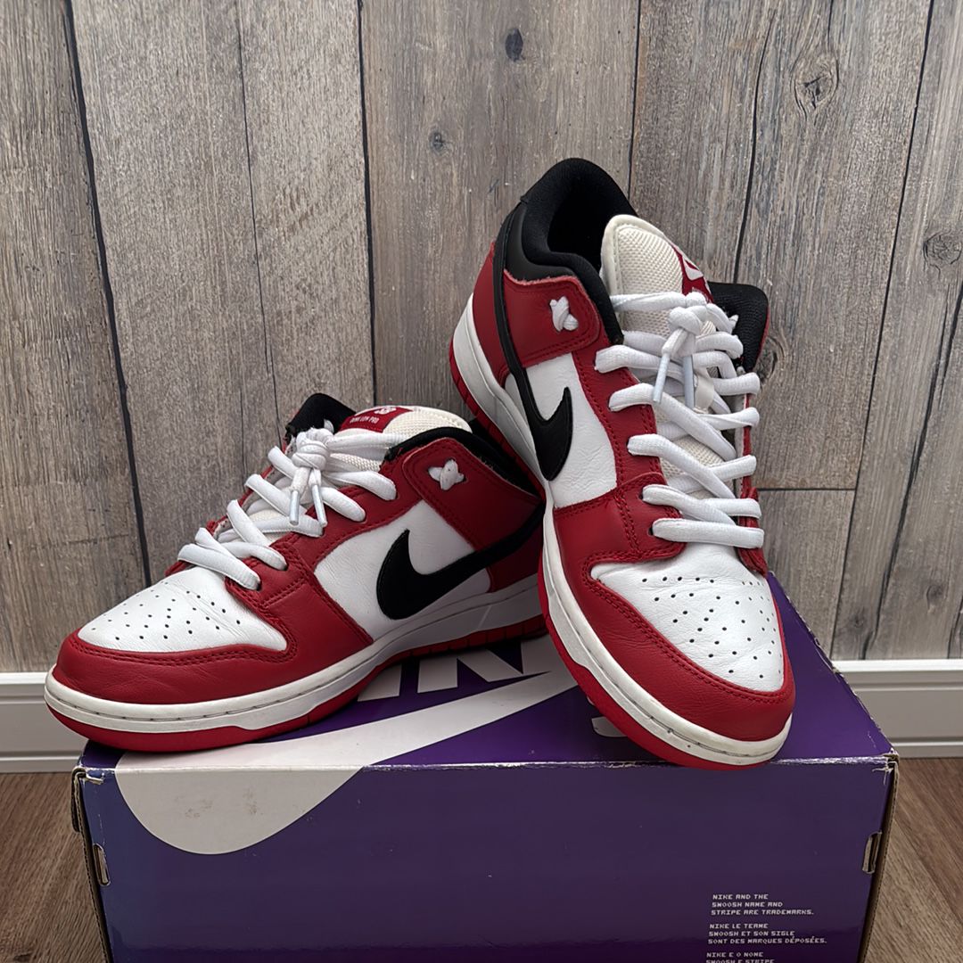 Nike SB Dunk Low Pro "J-Pack Chicago/Varsity Red and White"