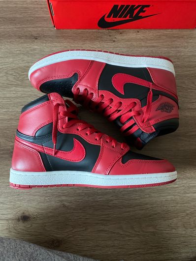 Nike Air Jordan 1 High ’85 "Varsity Red"