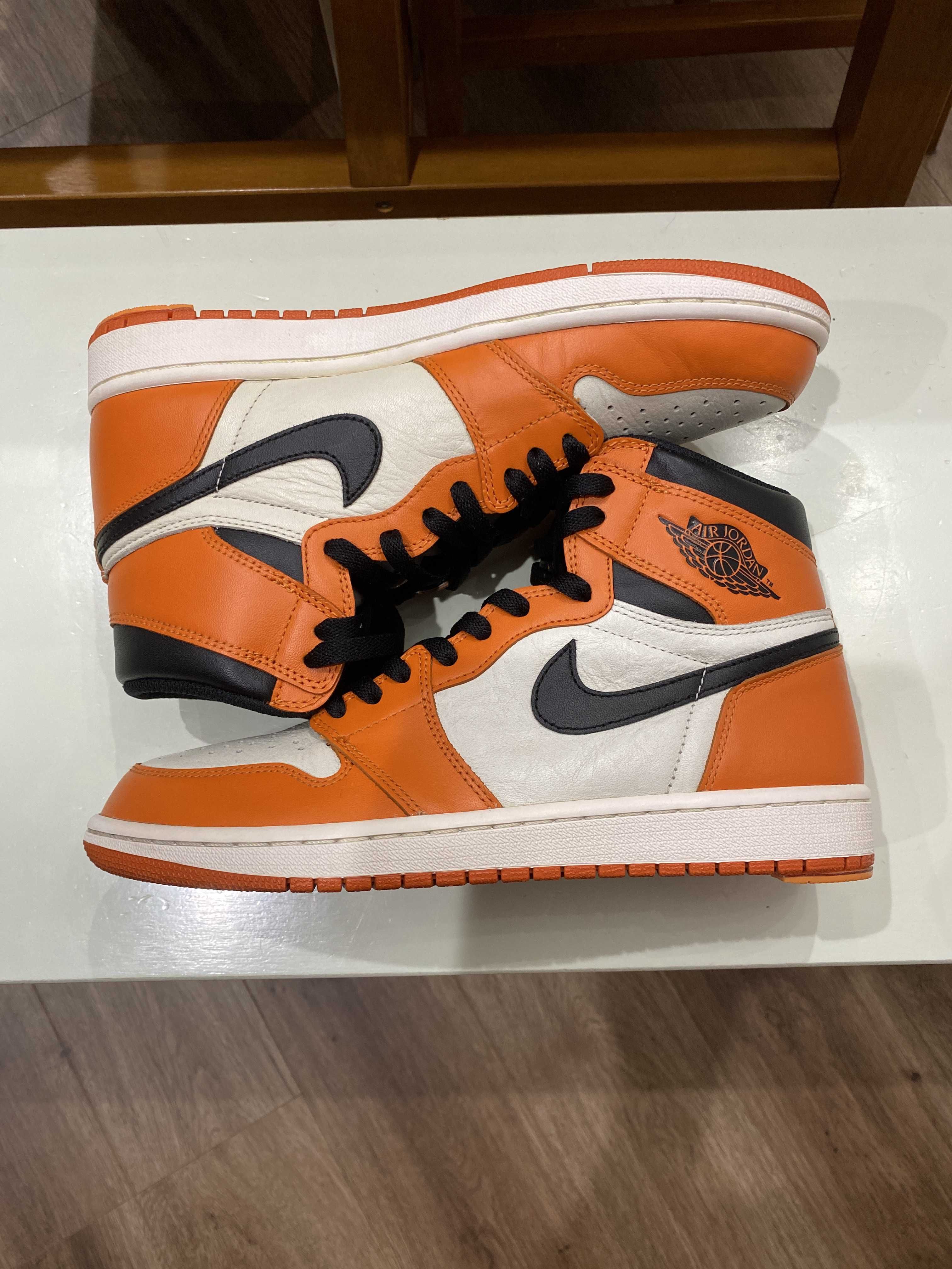 Nike Air Jordan 1 Retro High "Reverse Shattered Backboard"