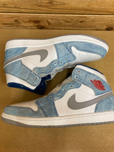 Nike Air Jordan 1 Mid SE "White/Hyper Royal/Red"