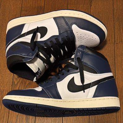 Nike Air Jordan 1 Retro High OG "Midnight Navy"