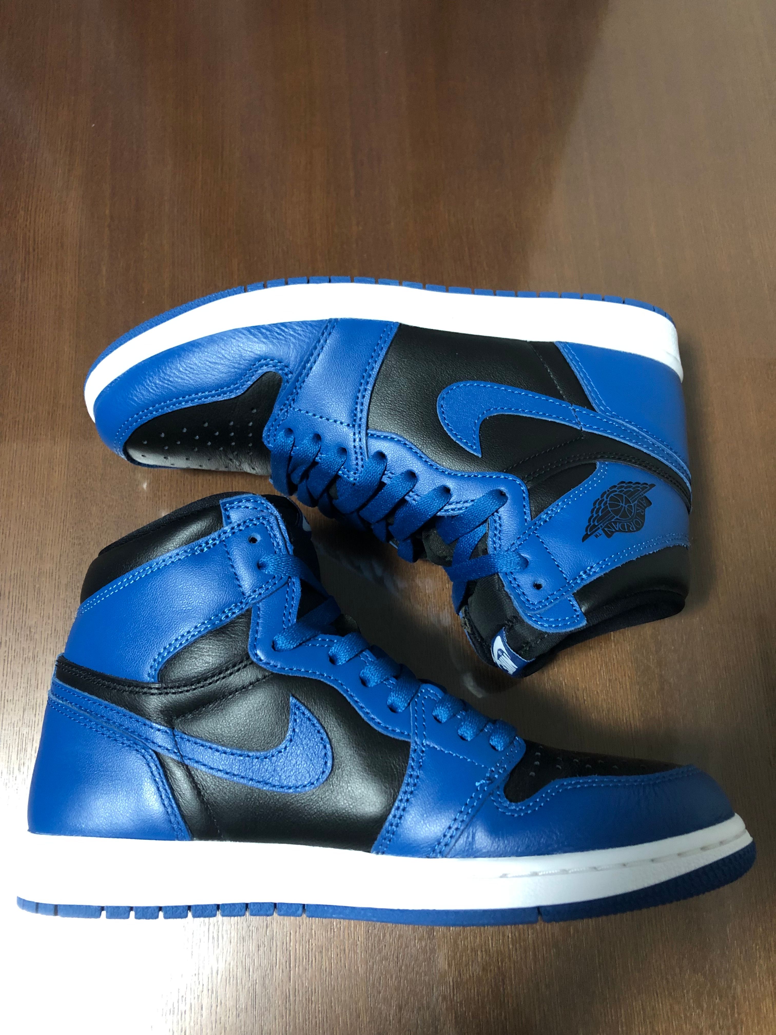 Nike Air Jordan 1 Retro High OG "Dark Marina Blue"