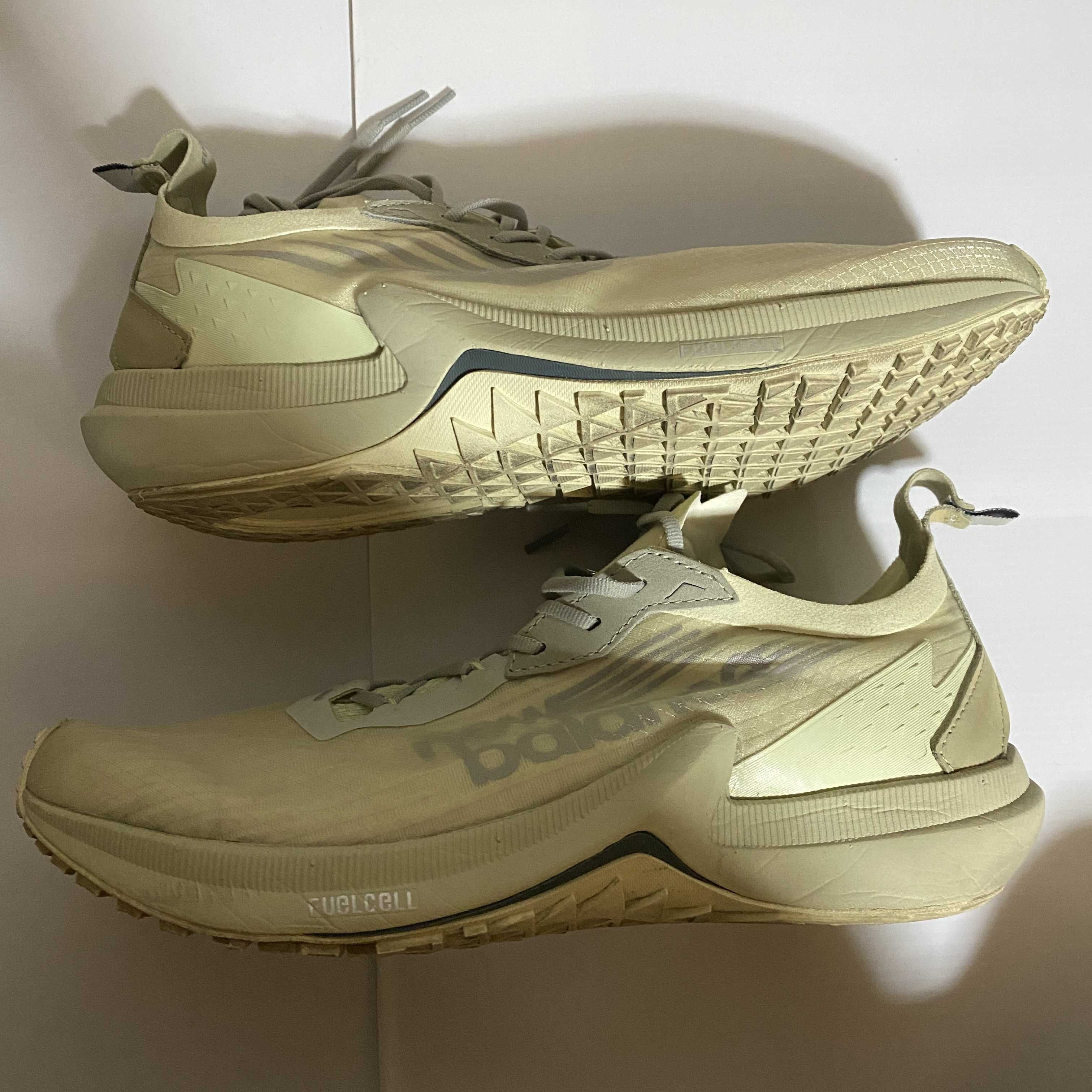 AURALEE × New Balance FuelCell Speed Rift "White"