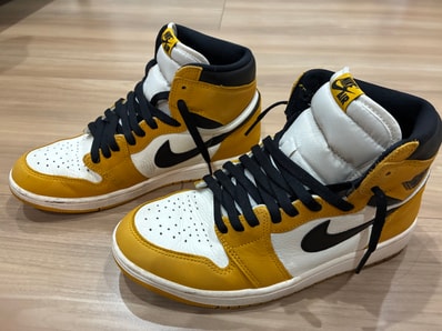 Nike Air Jordan 1 Retro High OG "Yellow Ochre"