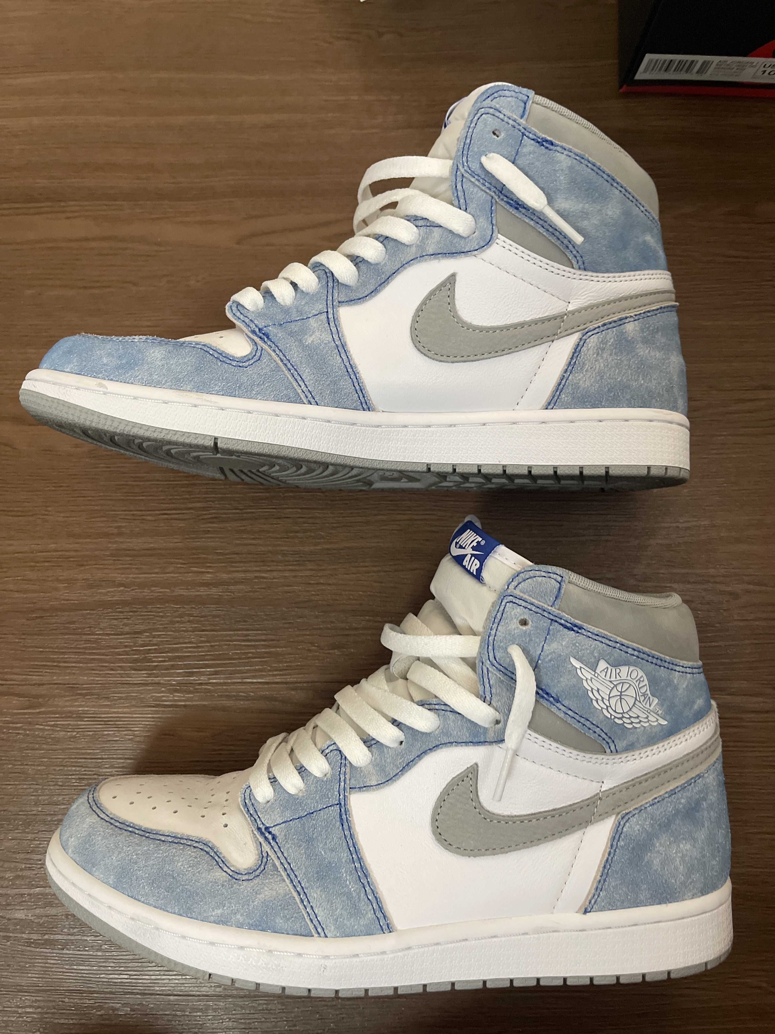 Nike Air Jordan 1 High OG "Hyper Royal"