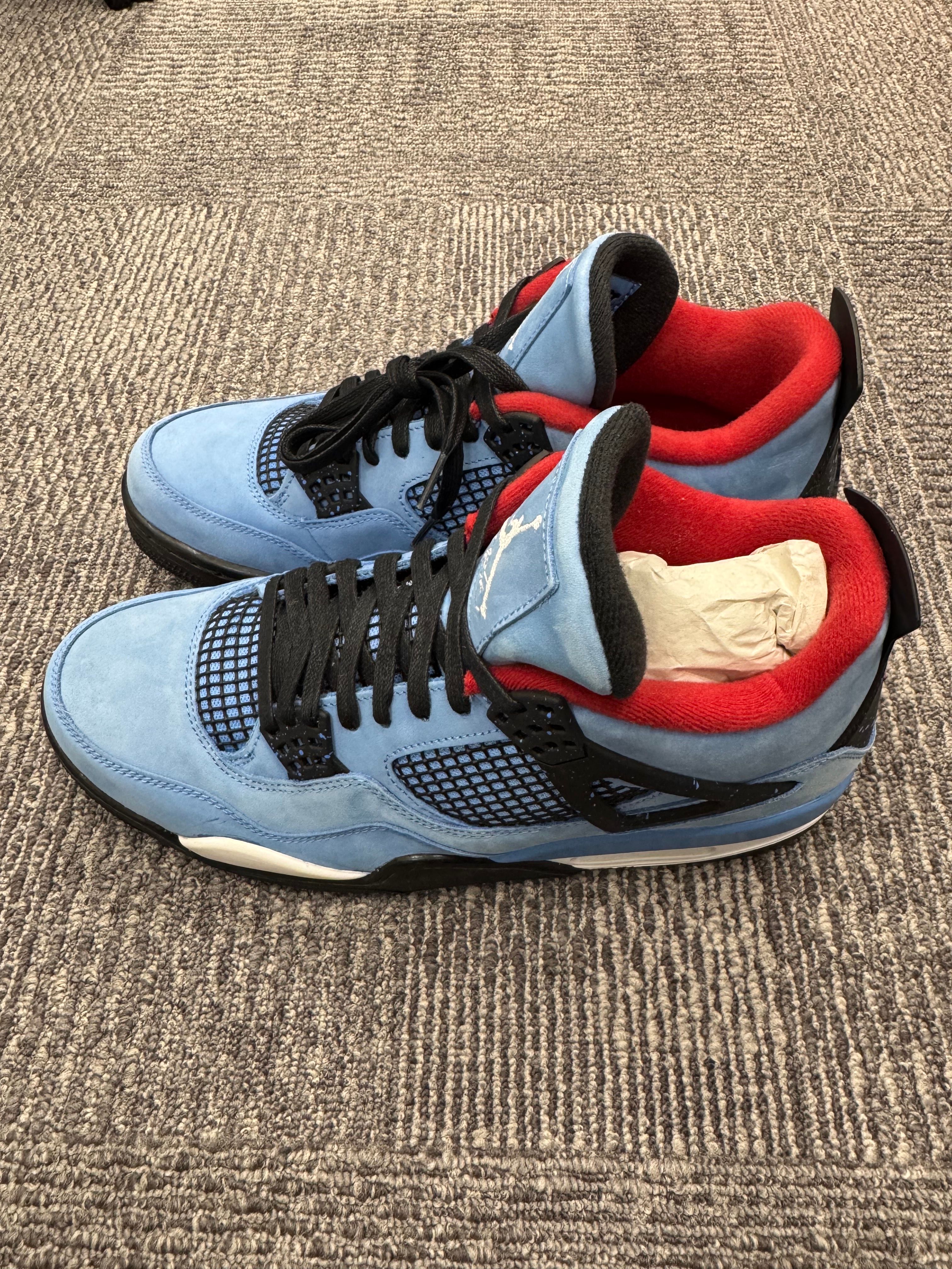 Travis Scott × Nike Air Jordan 4 Retro Cactus Jack "University Blue"