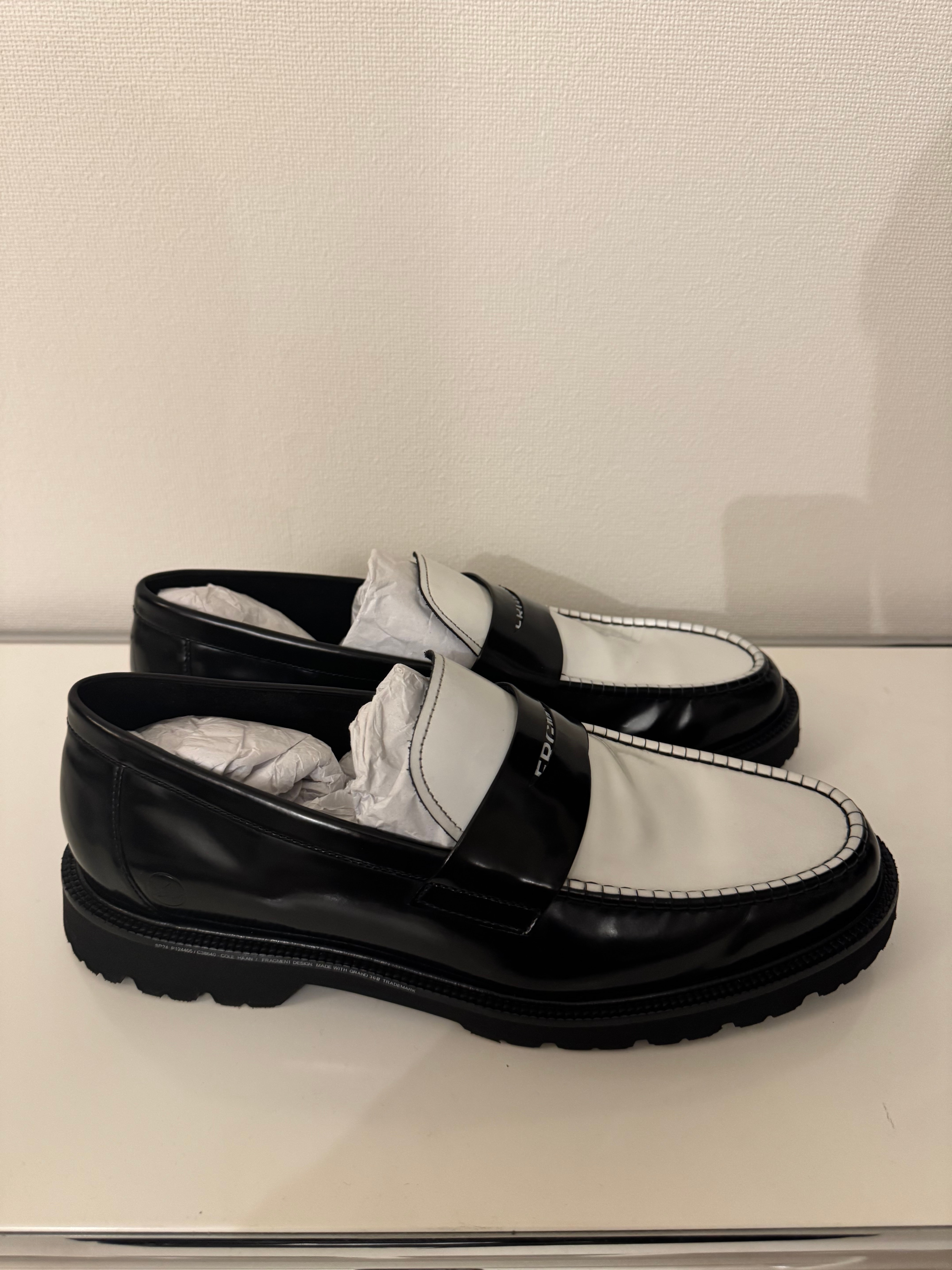 Fragment × COLE HAAN American Classics Penny Loafer "White/Black"