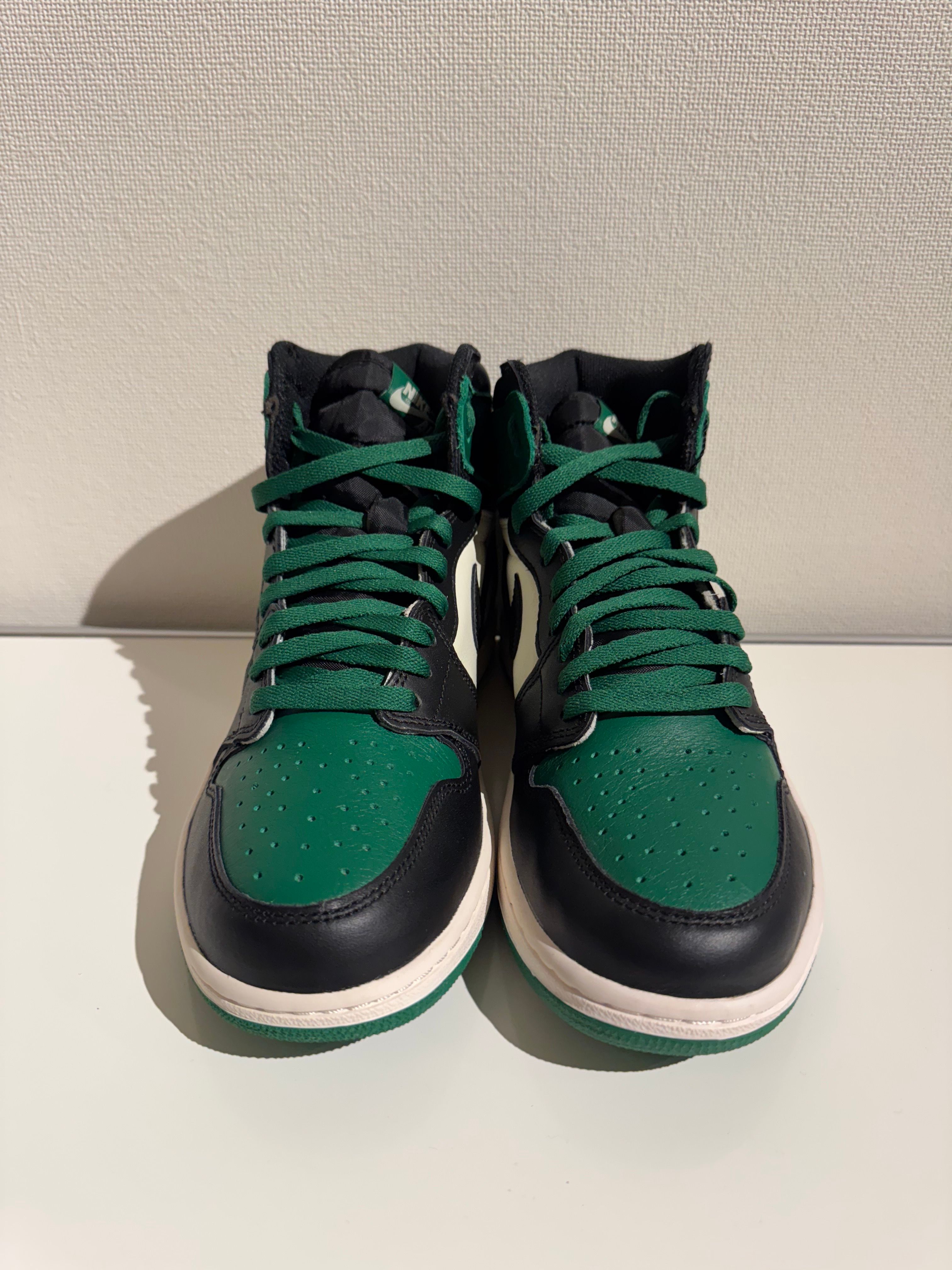 Nike Air Jordan 1 Retro High OG "Pine Green"(2018)