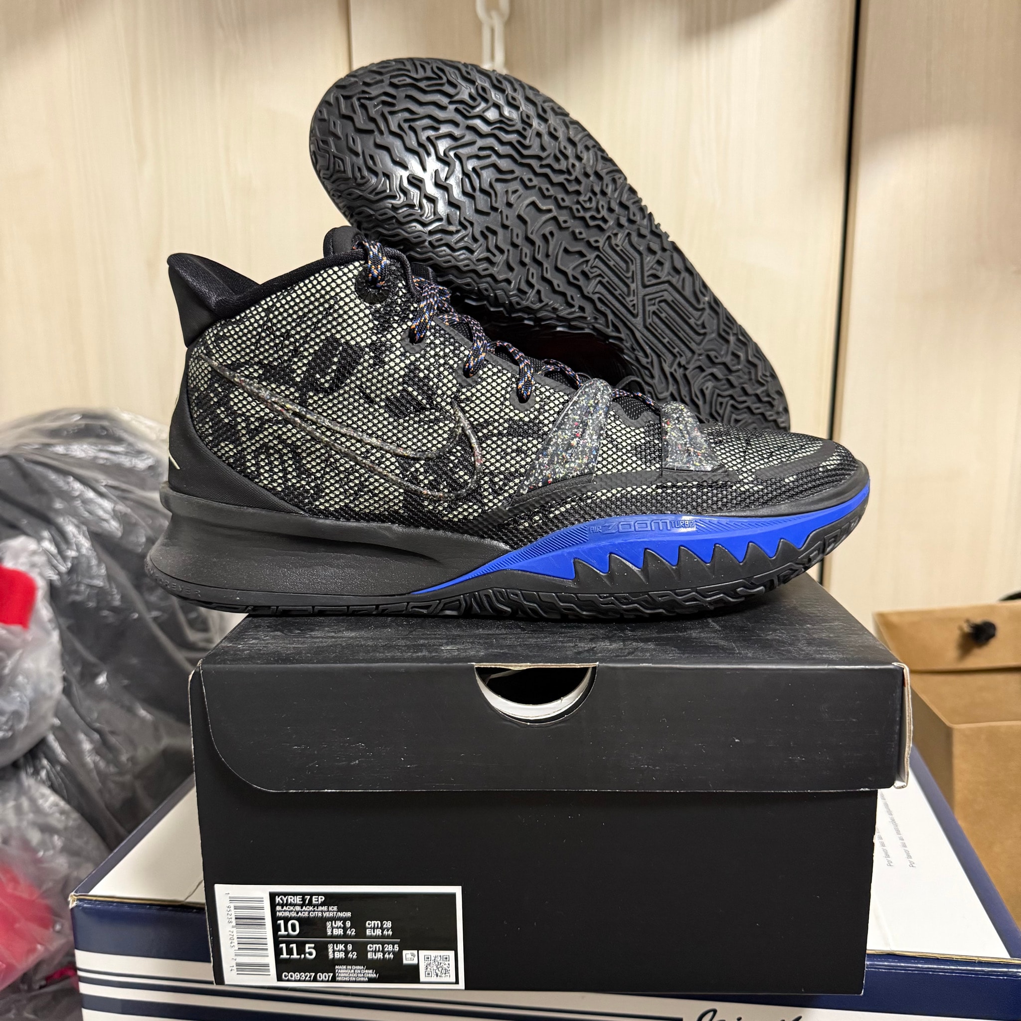 Nike Kyrie 7 "Black Lime"