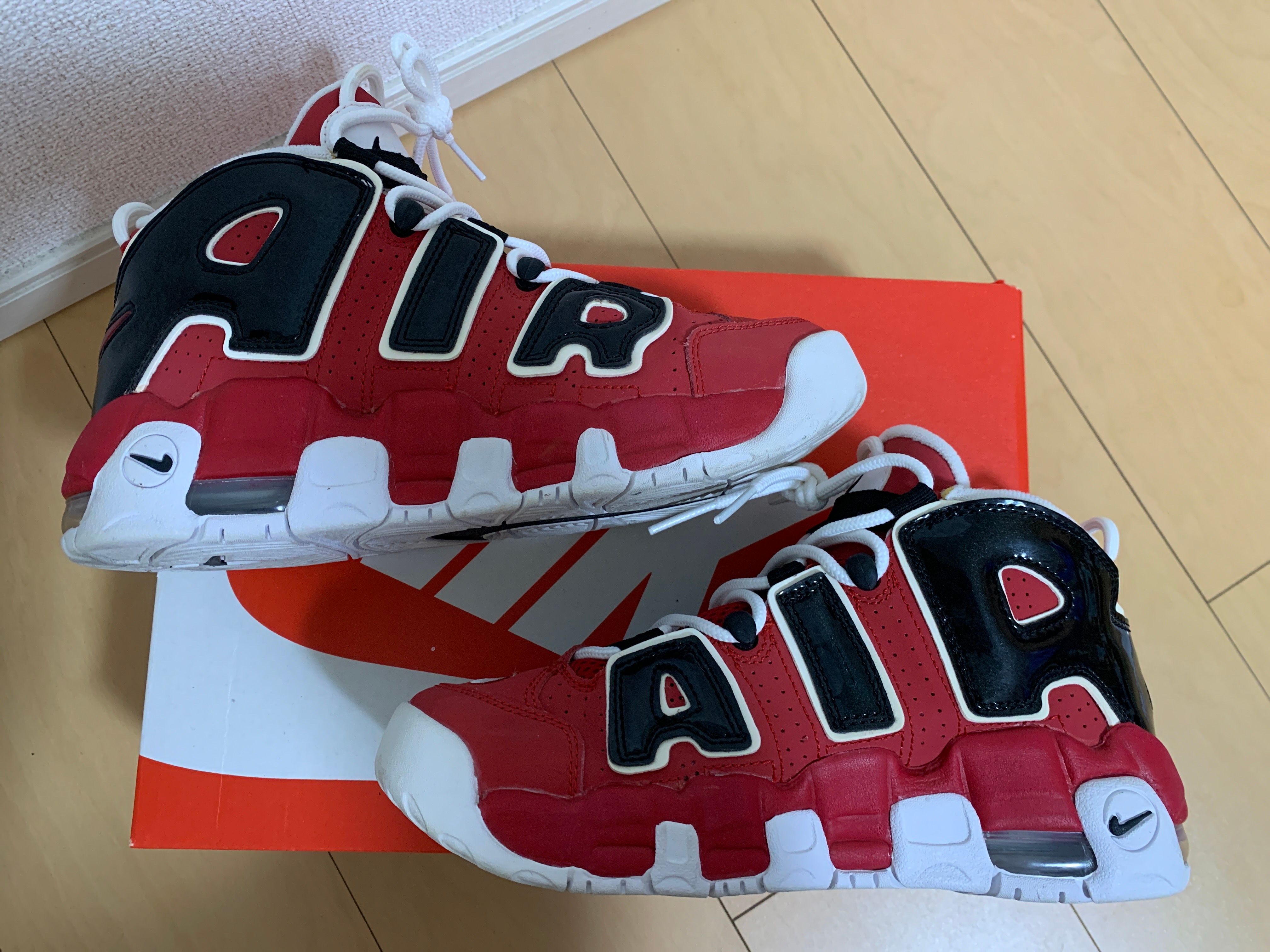 NIKE GS AIR MORE UPTEMPO ’96 "BLACK AND VARSITY RED"(2021)