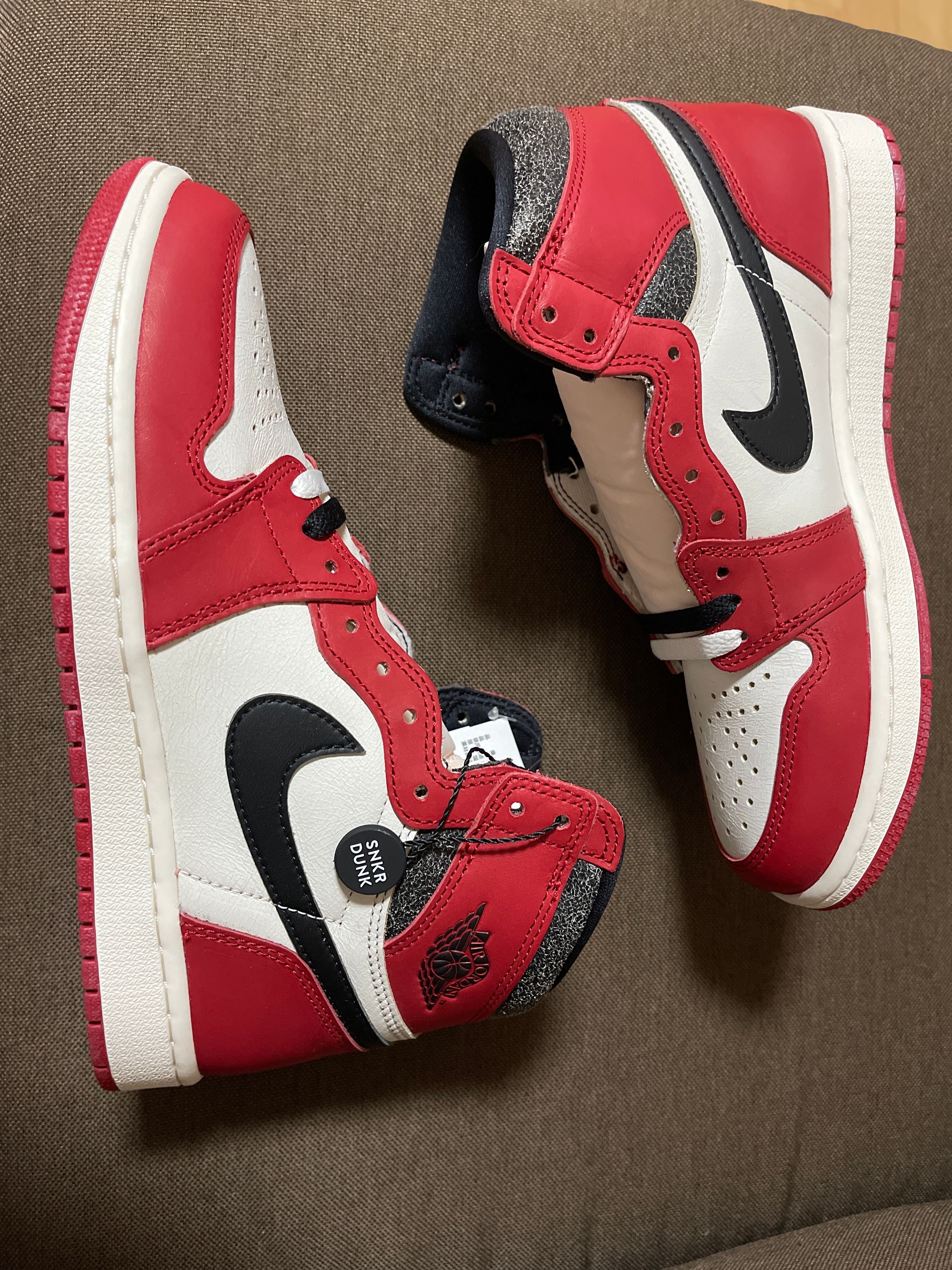 Nike Air Jordan 1 High OG "Lost & Found/Chicago"