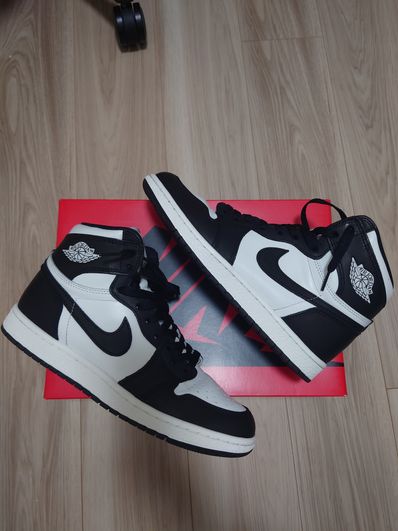 Nike Air Jordan 1 High '85 "Black/White"