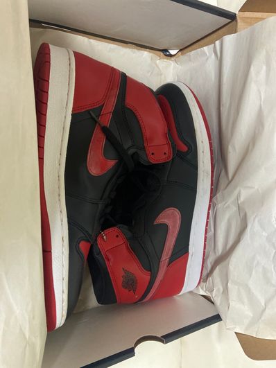 Nike Air Jordan 1 Retro High "Black Varsity Red/Bred"(2001)