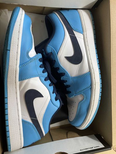 Nike Air Jordan 1 Low "University Blue"