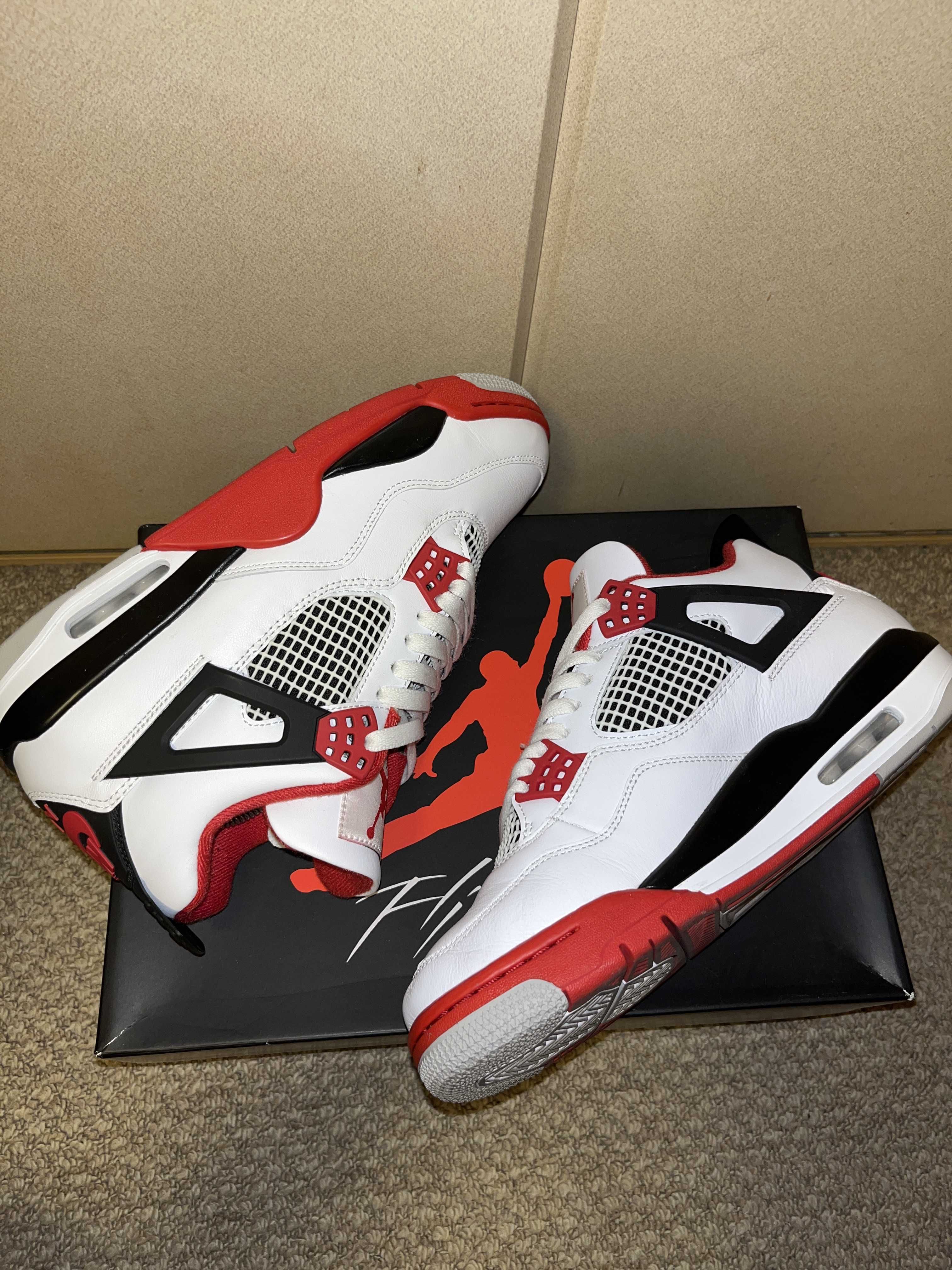 Nike Air Jordan 4 Retro OG "Fire Red" (2020)