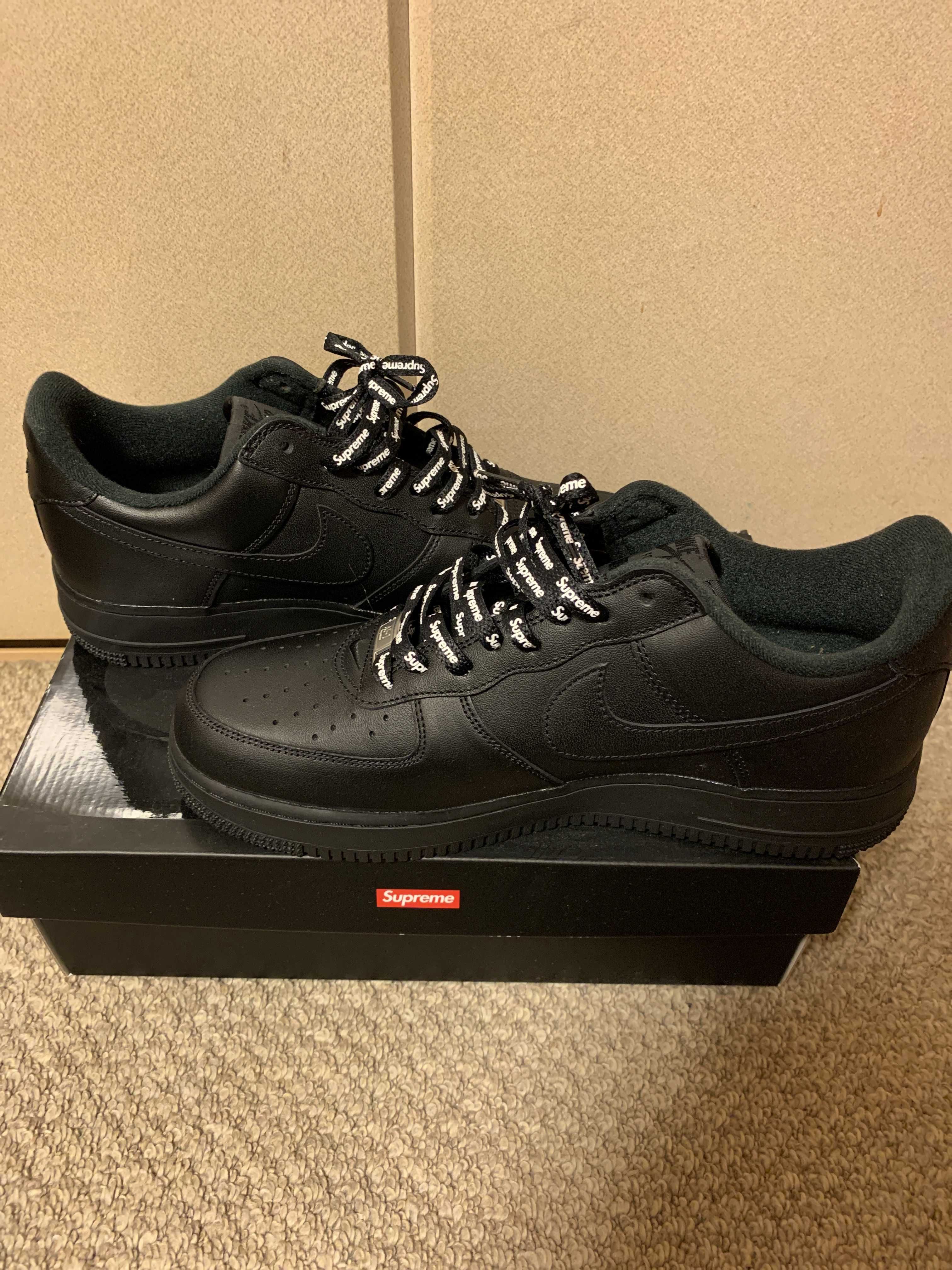 Supreme × Nike Air Force 1 Low "Black"