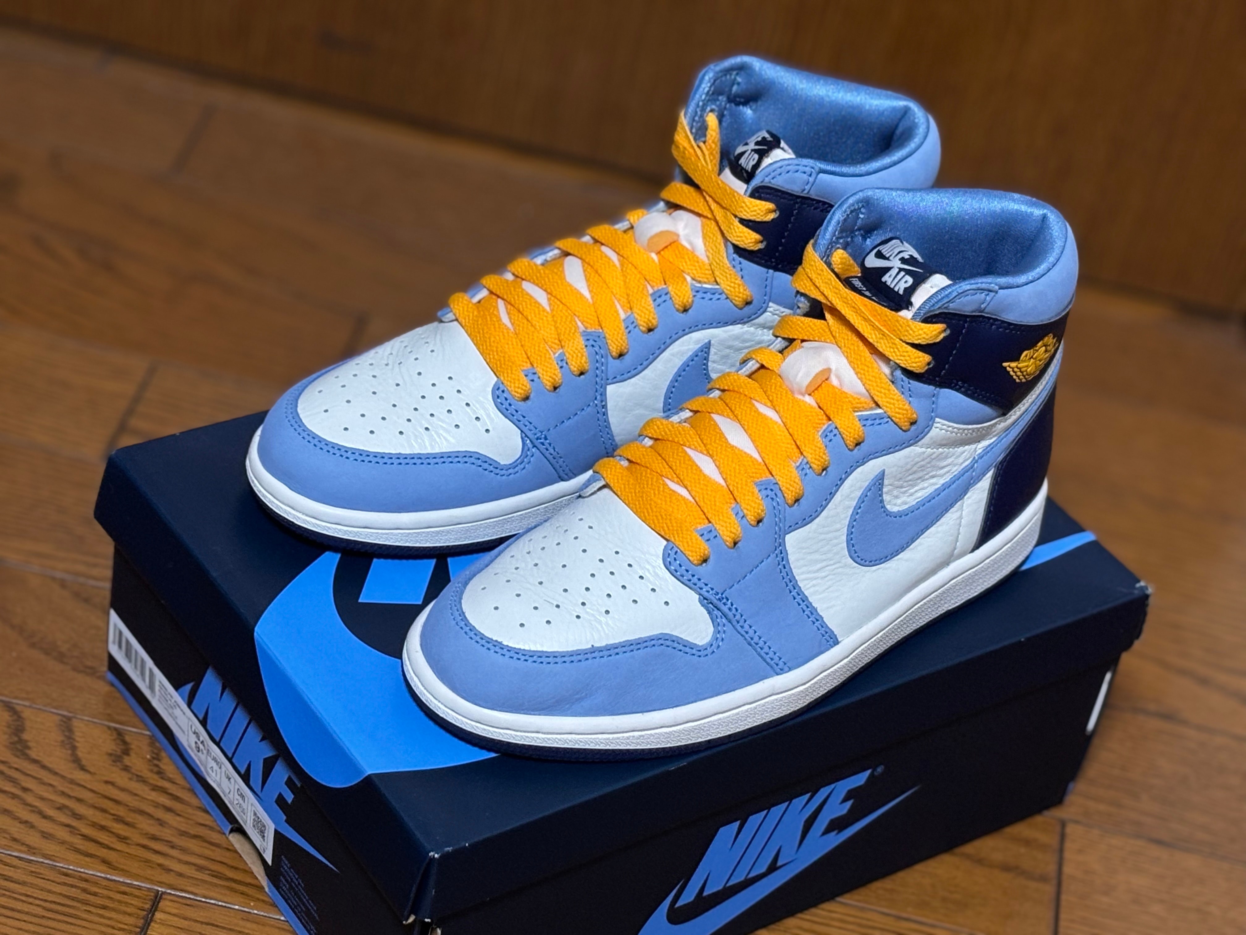 Nike Women's Air Jordan 1 Retro High OG "First in Flight"