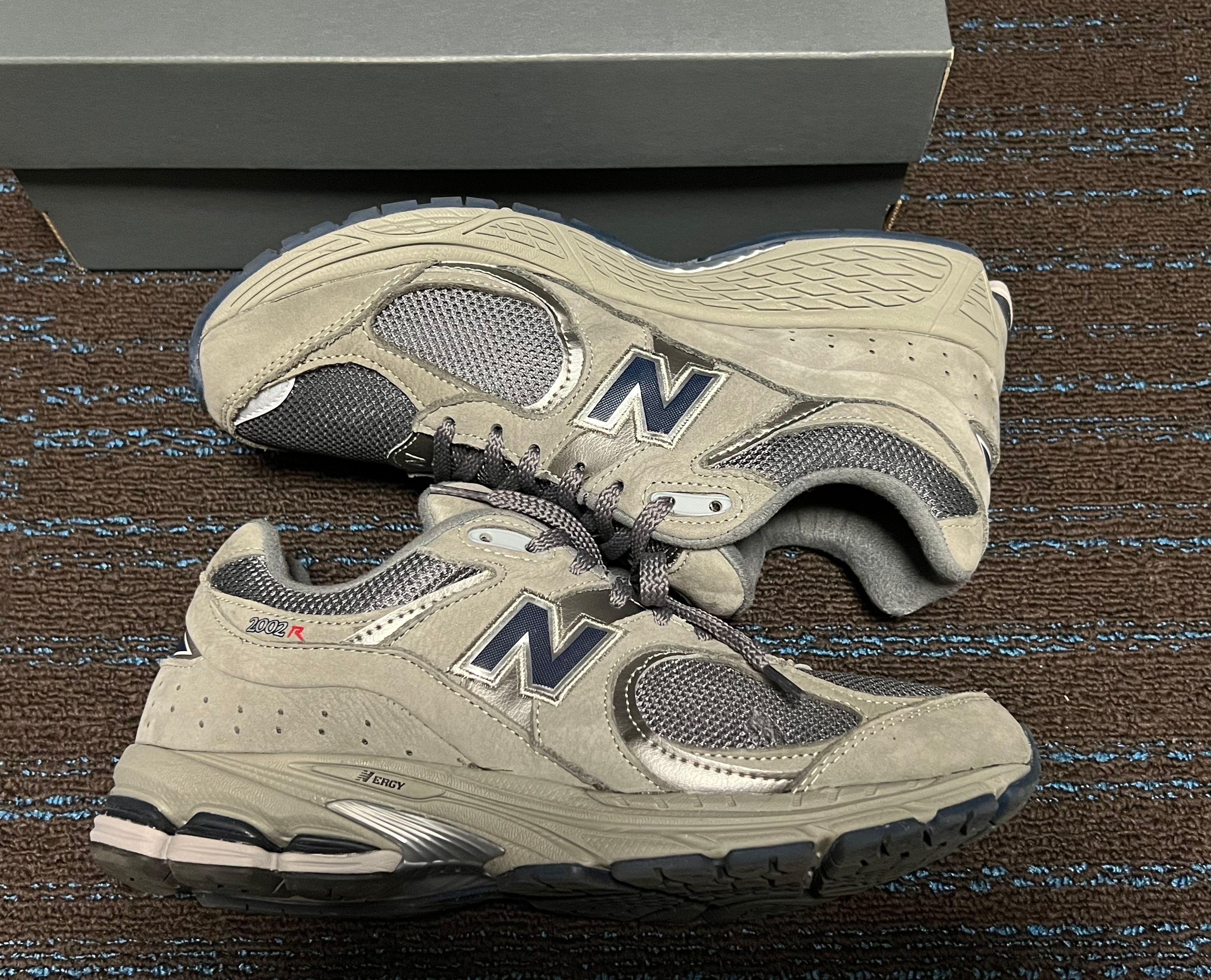 New Balance 2002R "Gray"