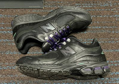 New Balance 2002R "Black"