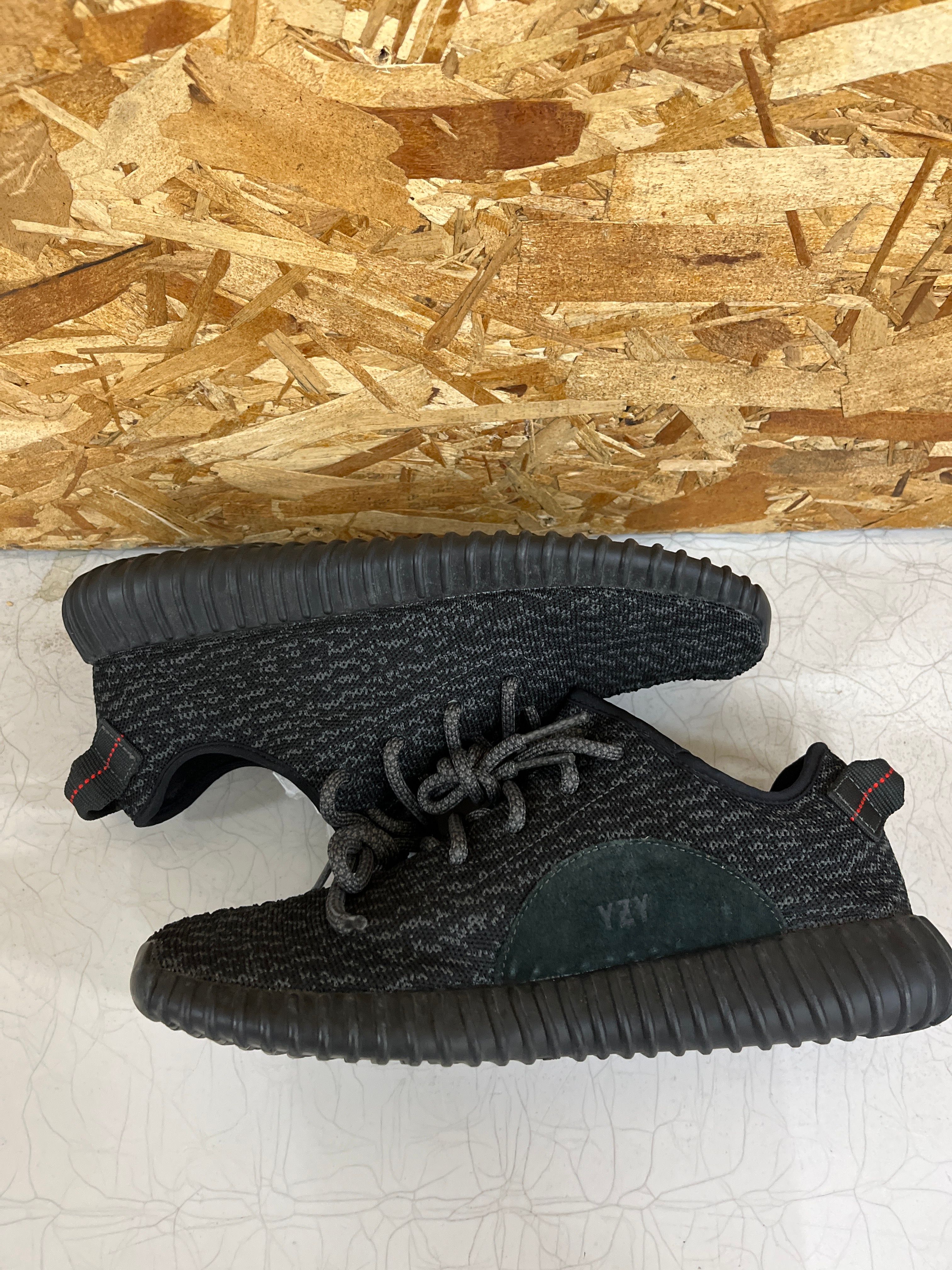 adidas YEEZY Boost 350 "Pirate Black" (2016)