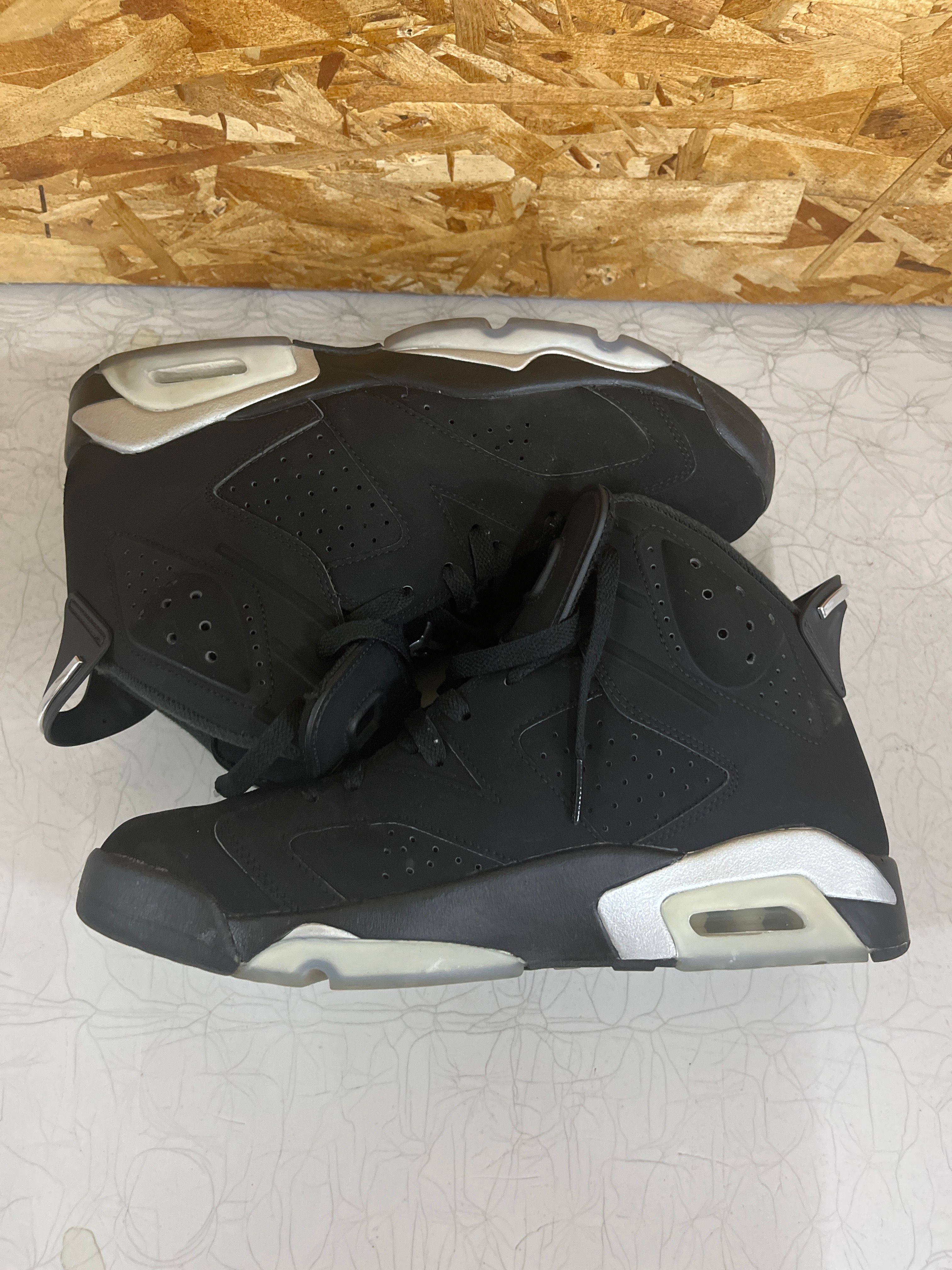 Nike Air Jordan 6 Retro "Metallic Silver"