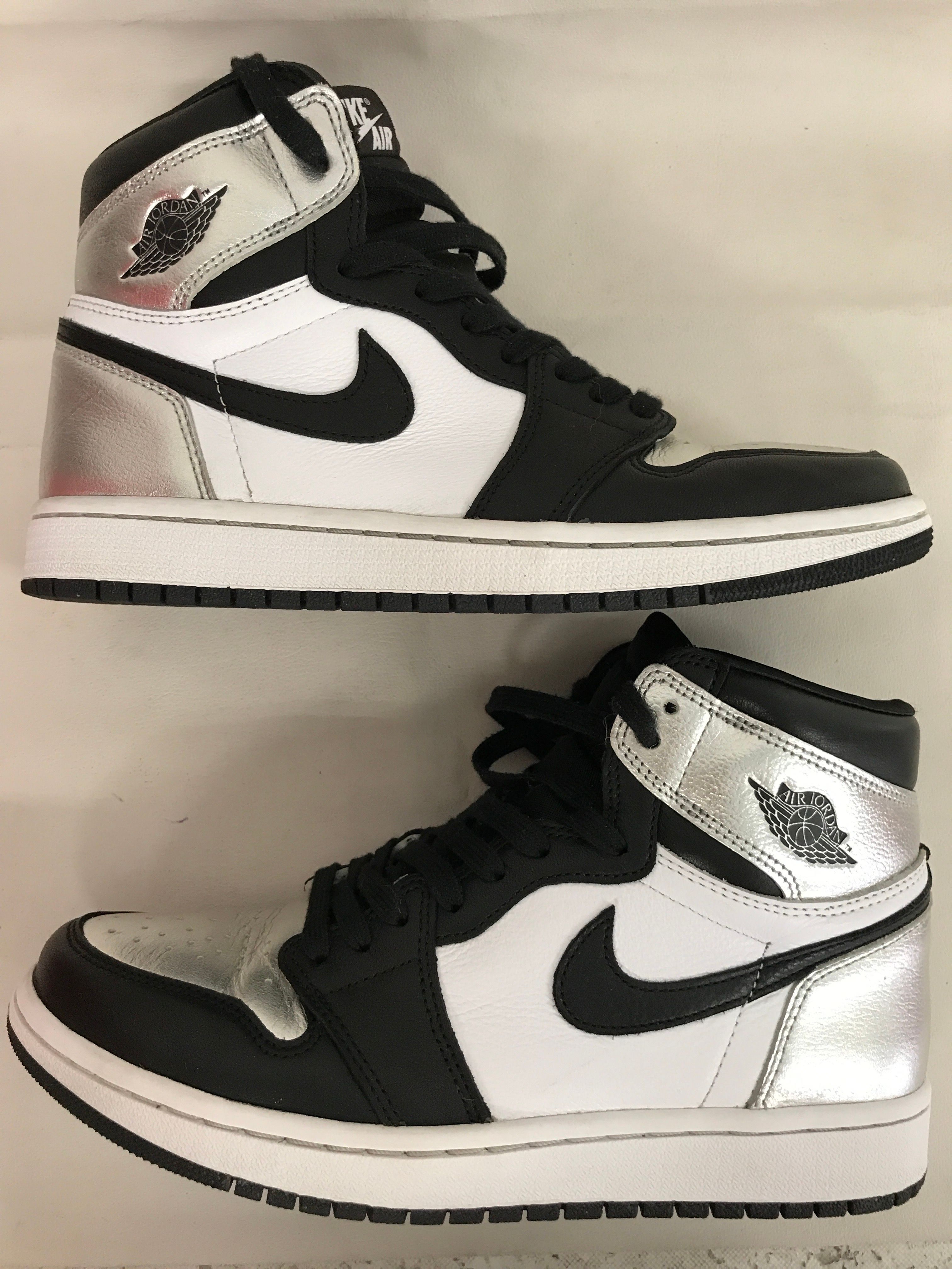 Nike Women's Air Jordan 1 Retro High OG "Silver Toe"