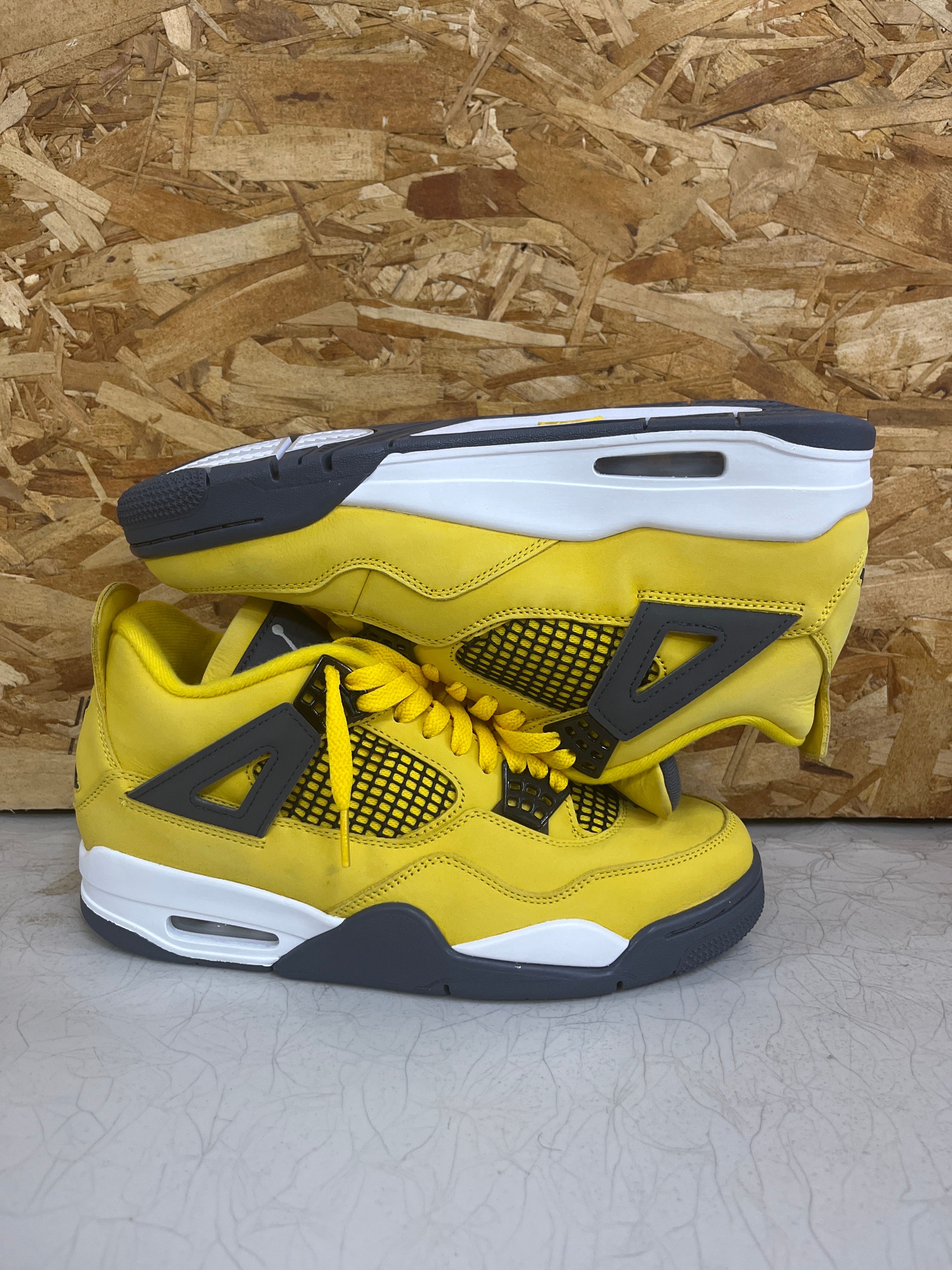 Nike Air Jordan 4 "Tour Yellow"