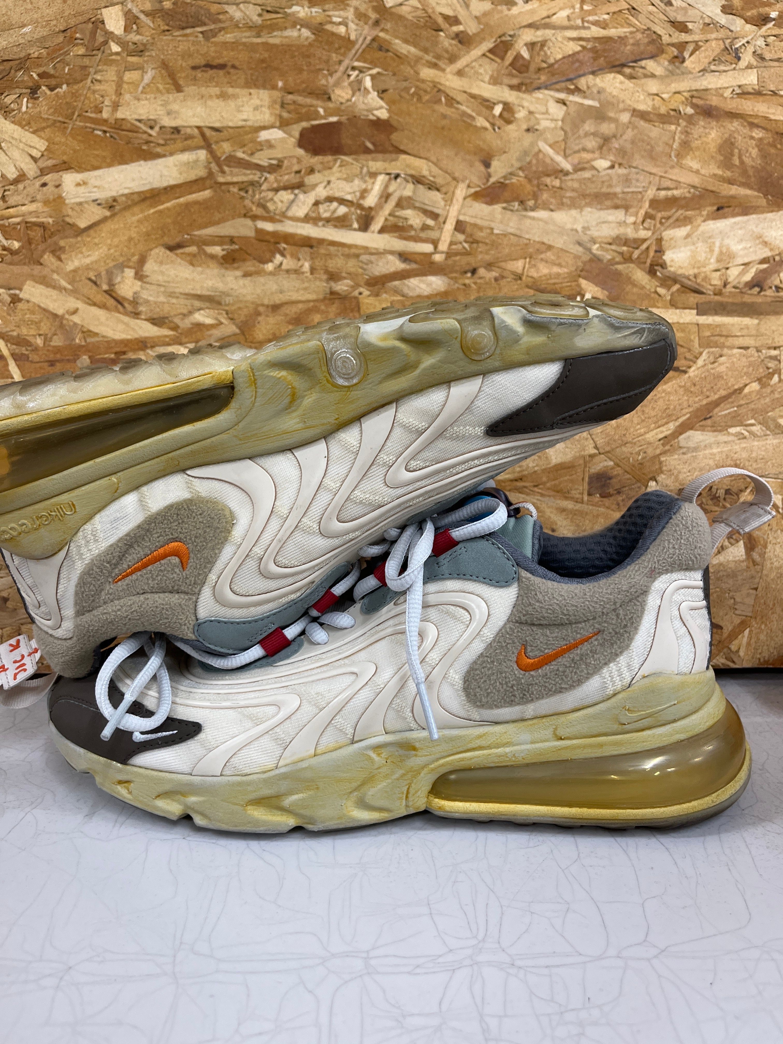 Travis Scott  × Nike Air Max 270 "Cactus Trails"