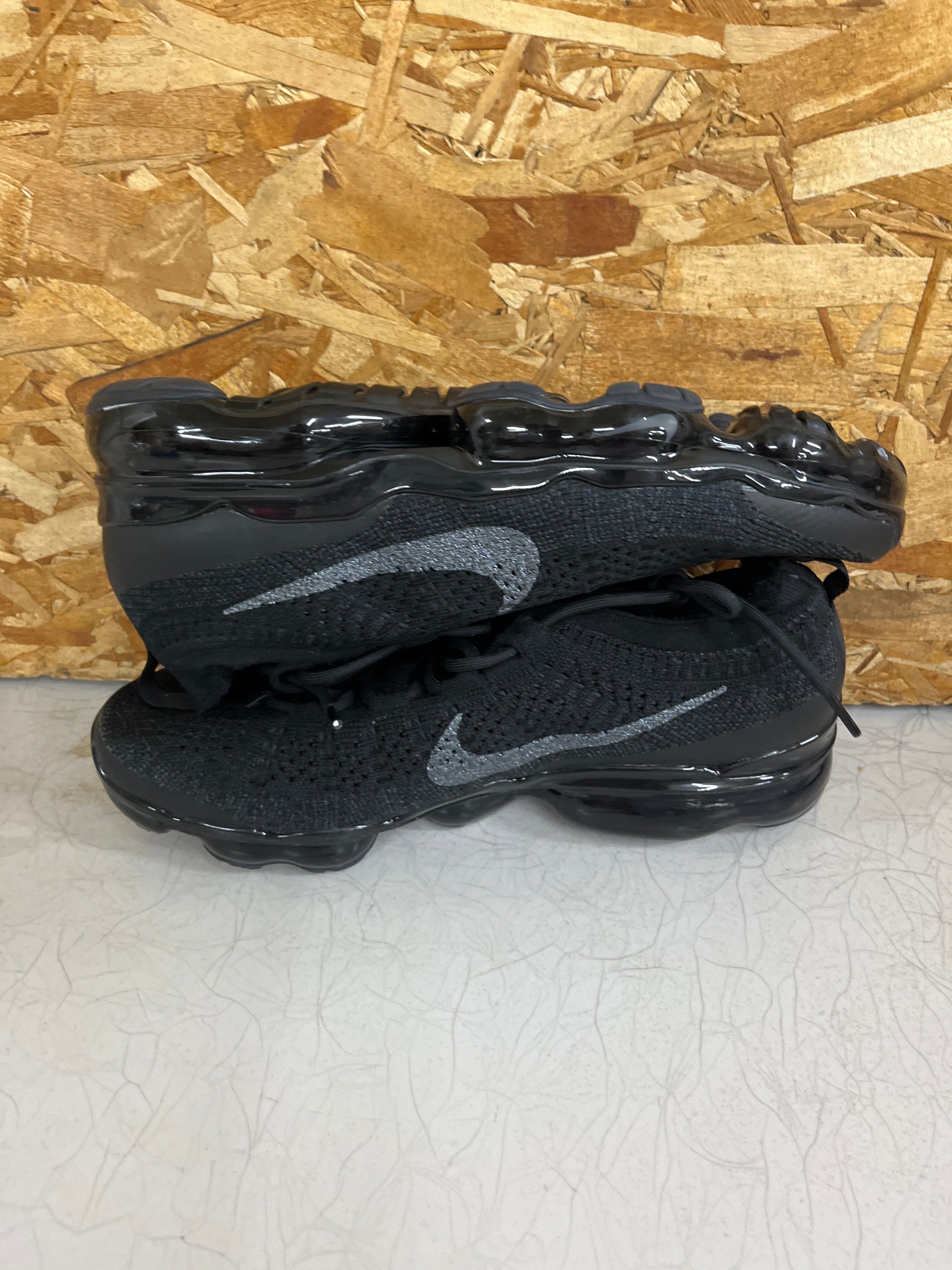 Nike Vapormax 2023 Flyknit "Triple Black"