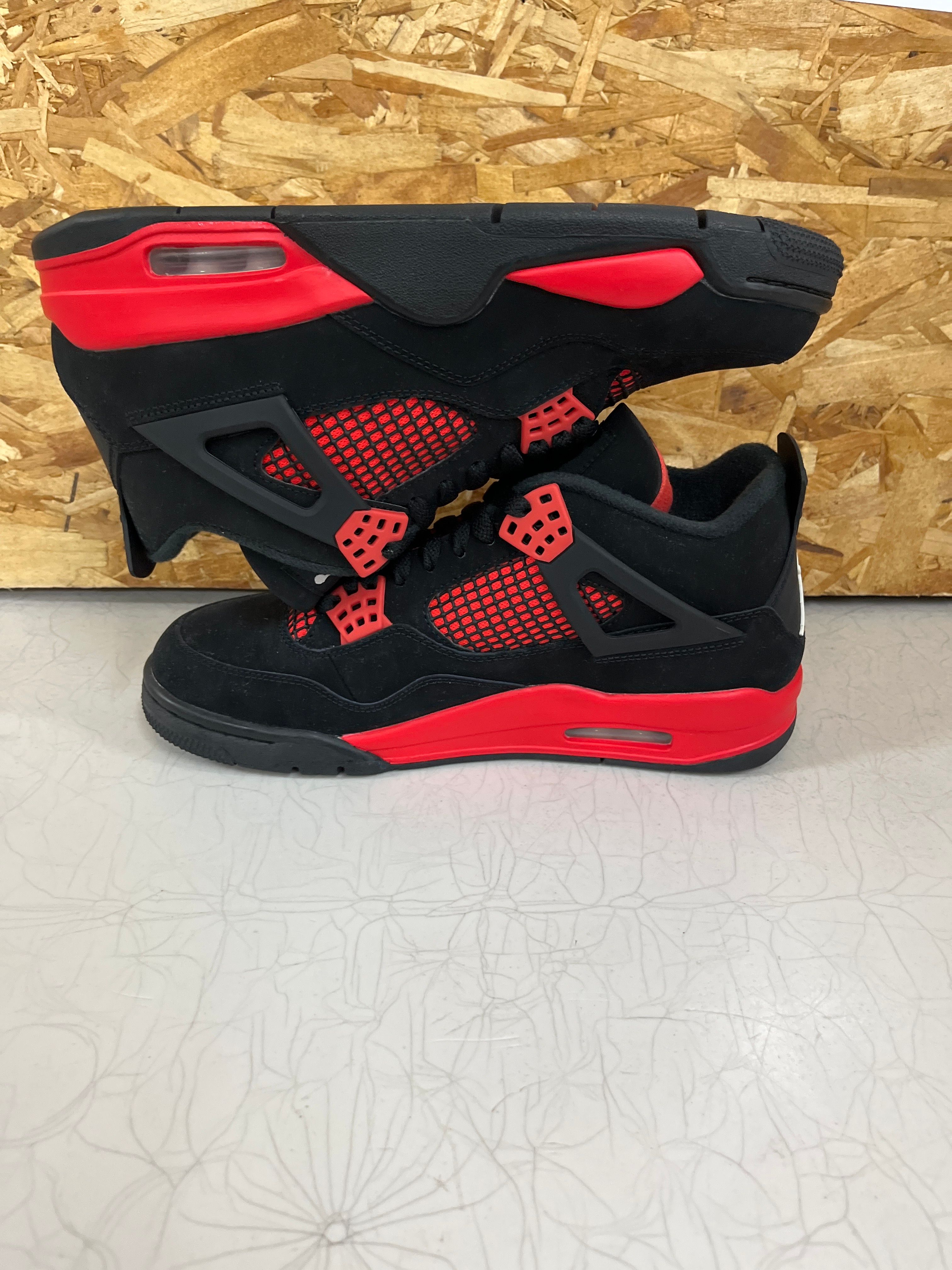 Nike Air Jordan 4 "Red Thunder/Crimson"