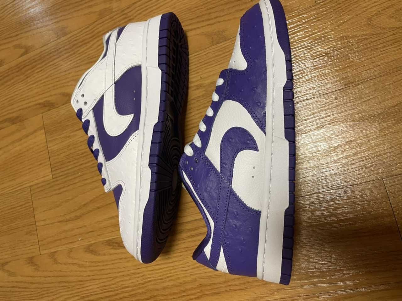 Nike Women's Dunk Low "Made You Look"