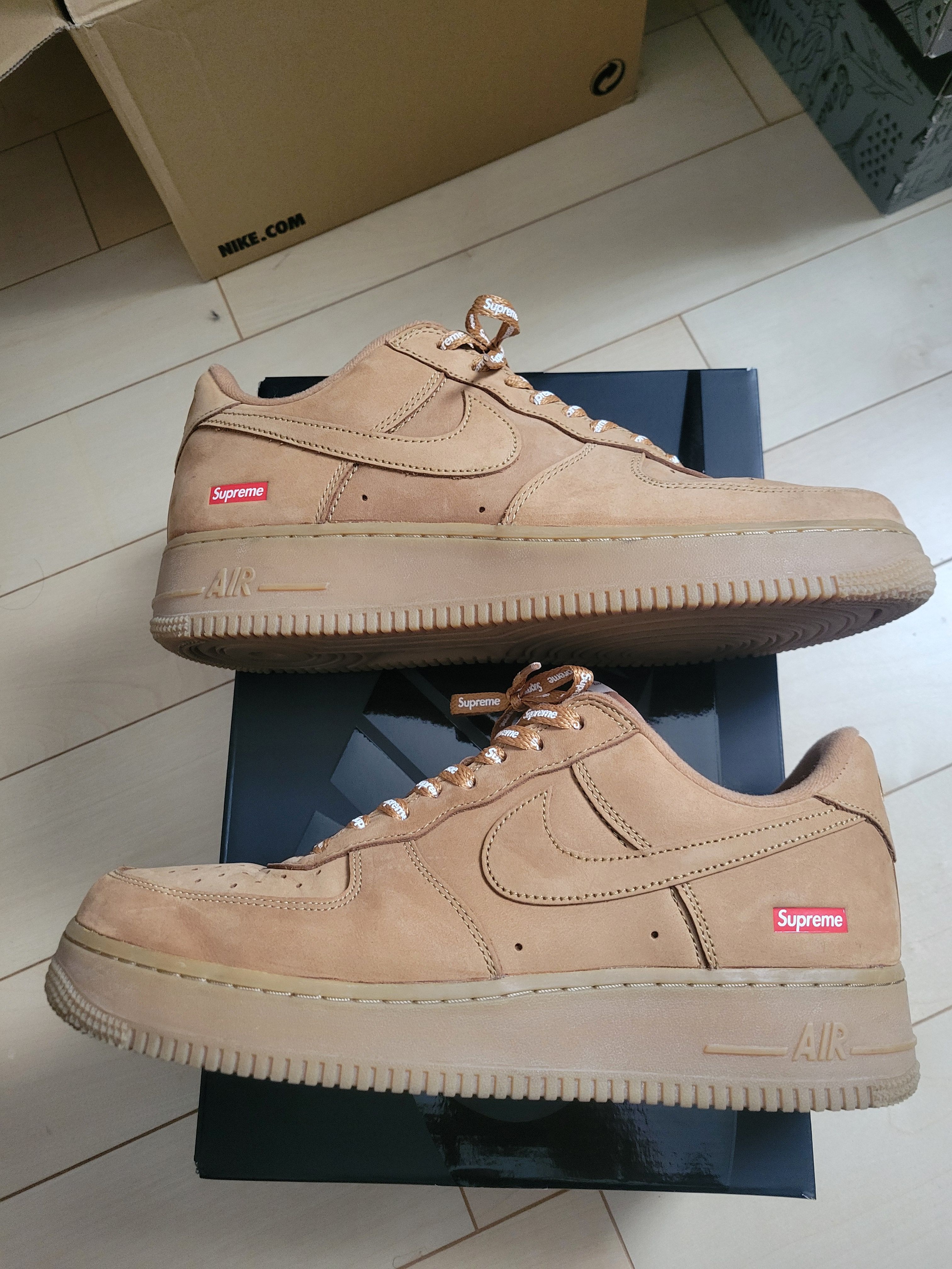Supreme × Nike Air Force 1 Low "Flax/Wheat"