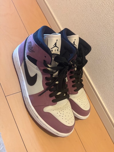 Nike Women's Air Jordan 1 Mid "Berry Pink"